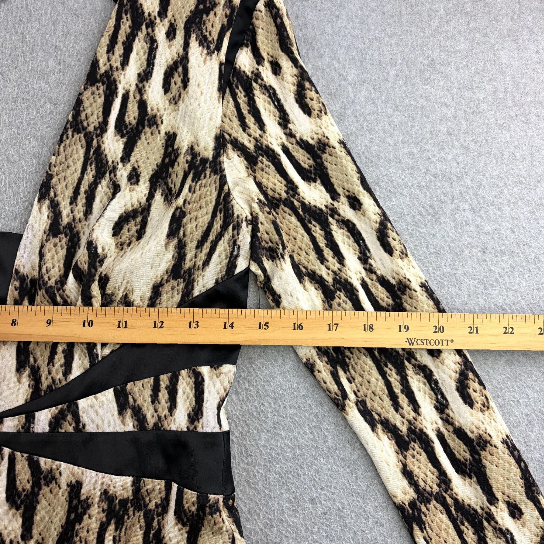 Just Cavalli Just Cavalli Dress Womens 46 Beige Animal Print Cutout Bodycon Long Sleeve Knee Length Zipper Backless Ladies Venntage? Size L / US 10 / IT 46 - 2 Thumbnail