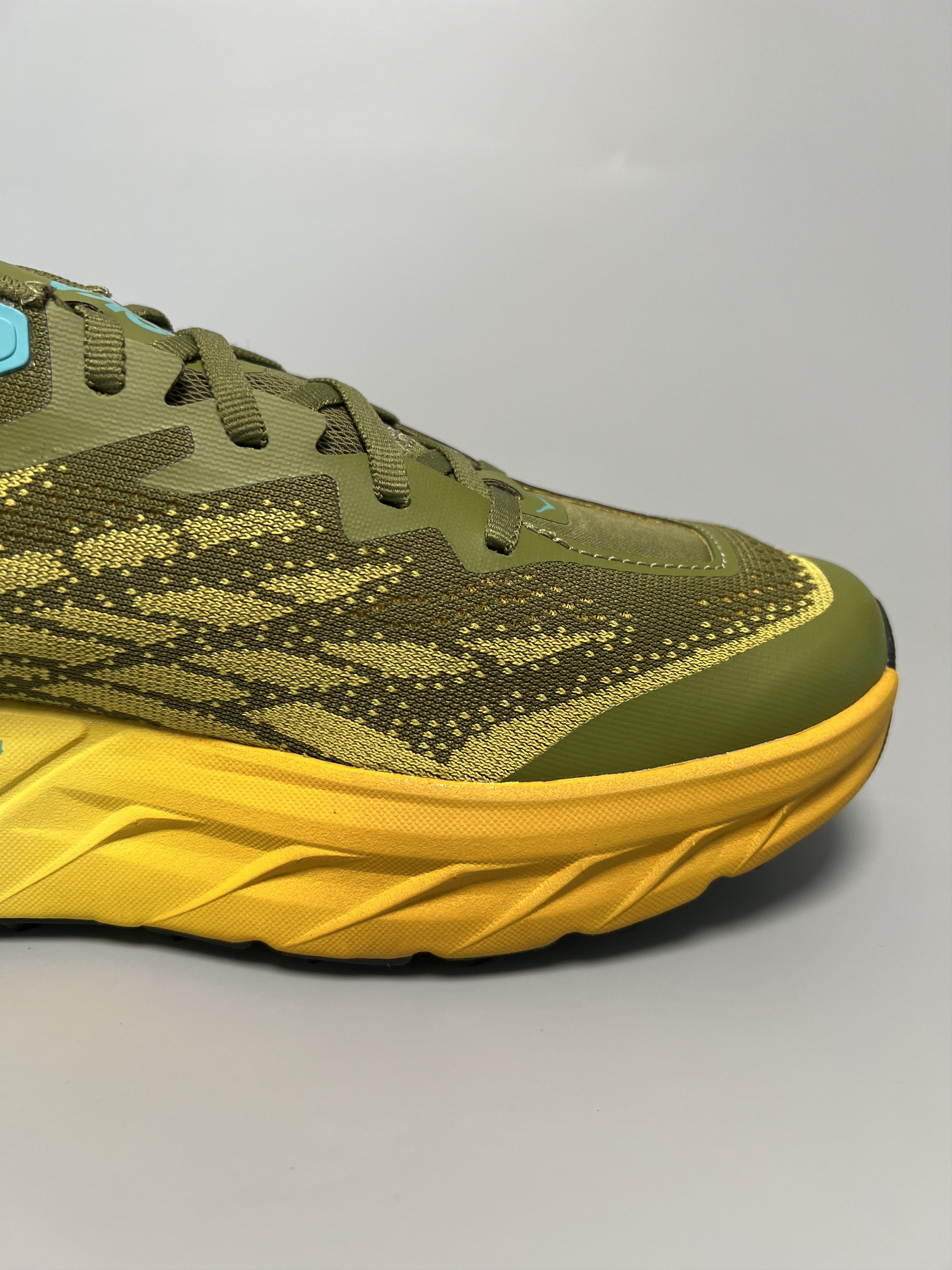 Hoka 9D Sample Hoka One One Speedgoat 5 Trail Running Shoes Size US 9 / EU 42 - 7 Thumbnail