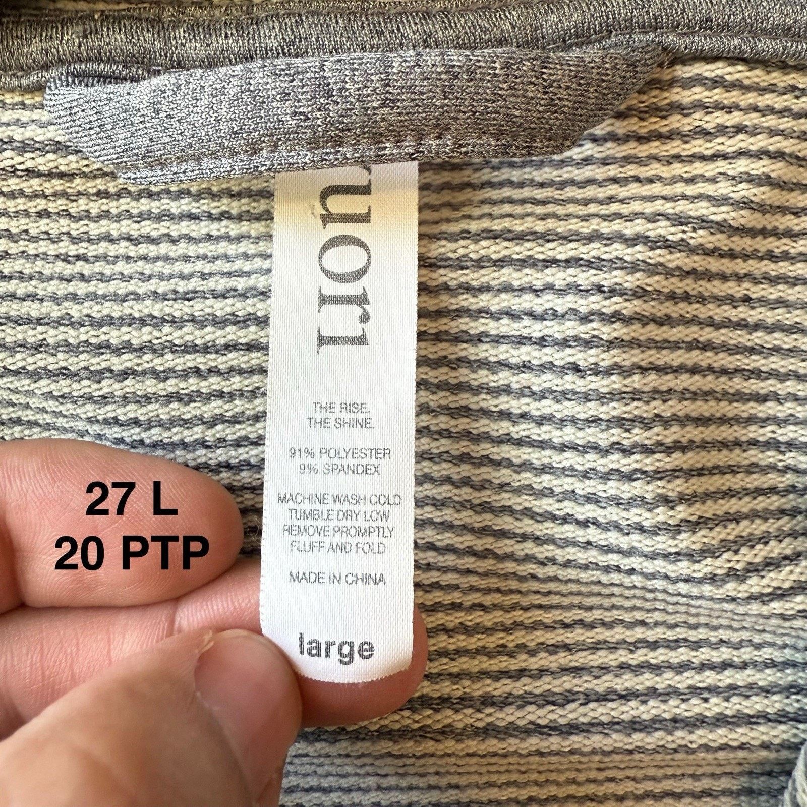 Vuori Vuori Hoodie Large Gray Hooded Pullover Yoga Athleisure Size US L / EU 52-54 / 3 - 6 Thumbnail