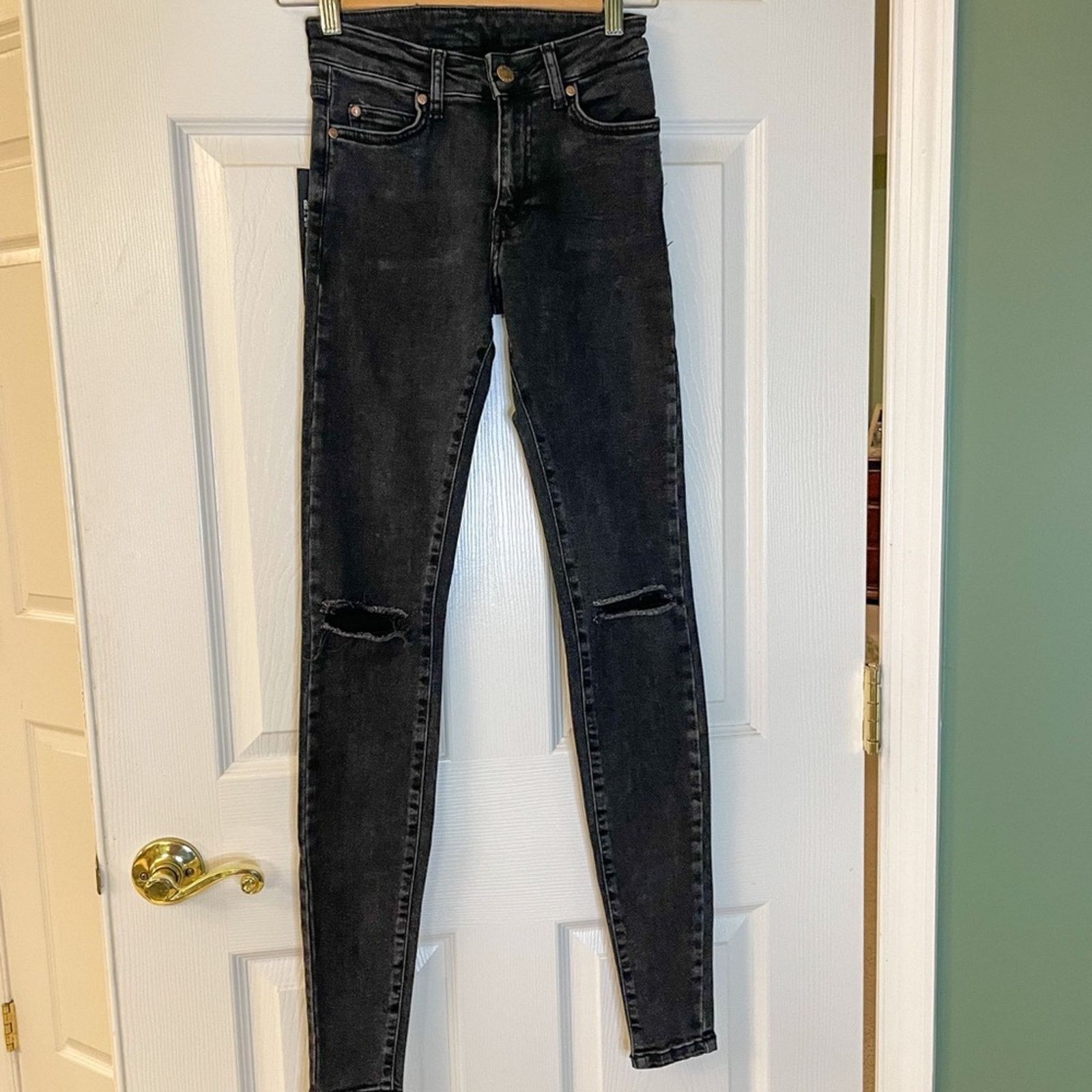 Dr. Denim Dr. Denim Distressed Skinny Jean, NWT, Size 24, MSRP $105 Size 25" / US 0 / IT 36 - 3 Thumbnail