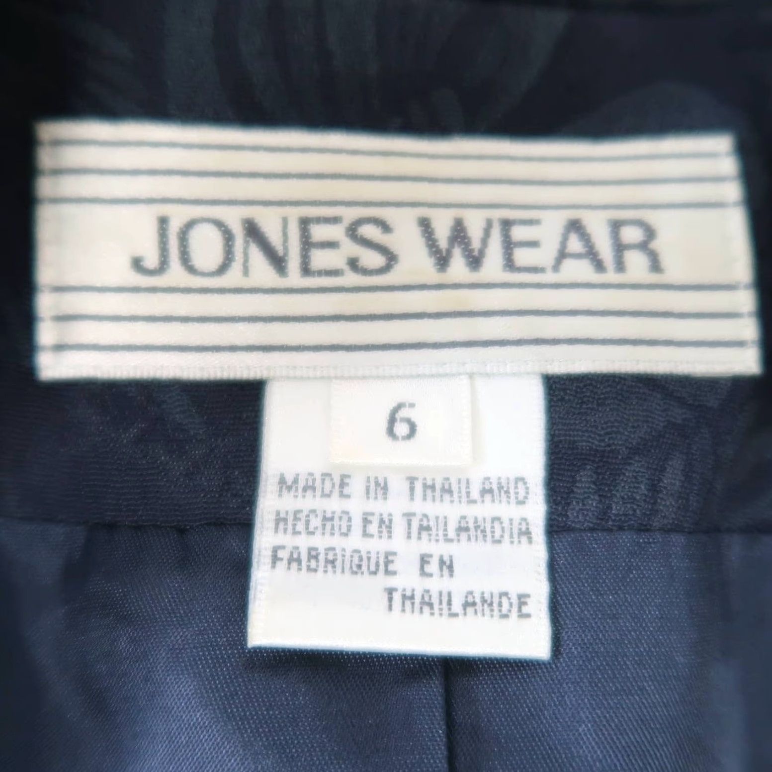 Jones New York VINTAGE 90s Jones Wear navy blue floral blazer jacket Blazer 6 Adult Regular Navy Floral 1990s Jones New York Mens Womens? Size M / US 6-8 / IT 42-44 - 5 Thumbnail