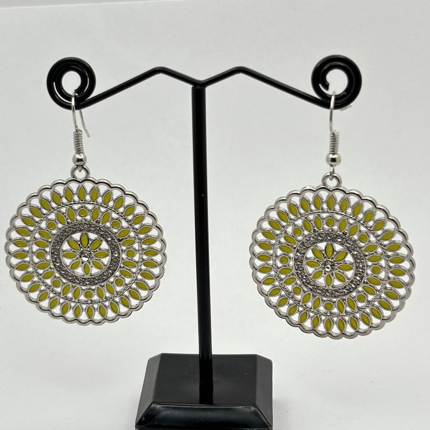 Other Pinwheel Yellow Dangle earrings Size ONE SIZE - 2 Thumbnail