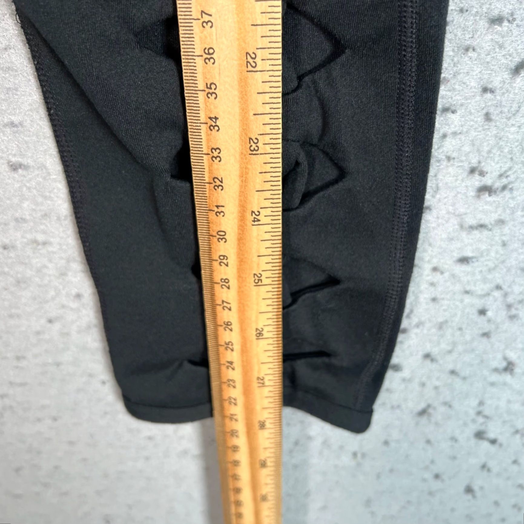Fabletics Fabletics Womens Leggings Size Small Black Workout W/ Lattice Ankle Detail Size 28" / US 6 / IT 42 - 5 Thumbnail