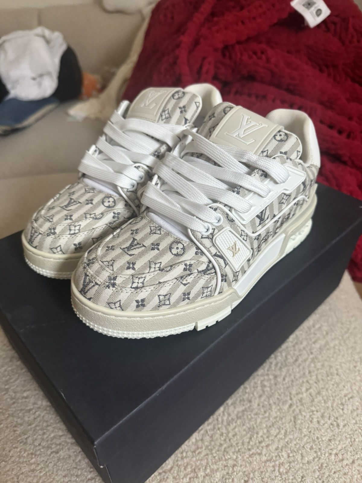 Louis Vuitton Louis Vuitton Trainer Beige Stripes Size US 4.5 / IT 34.5 - 3 Thumbnail