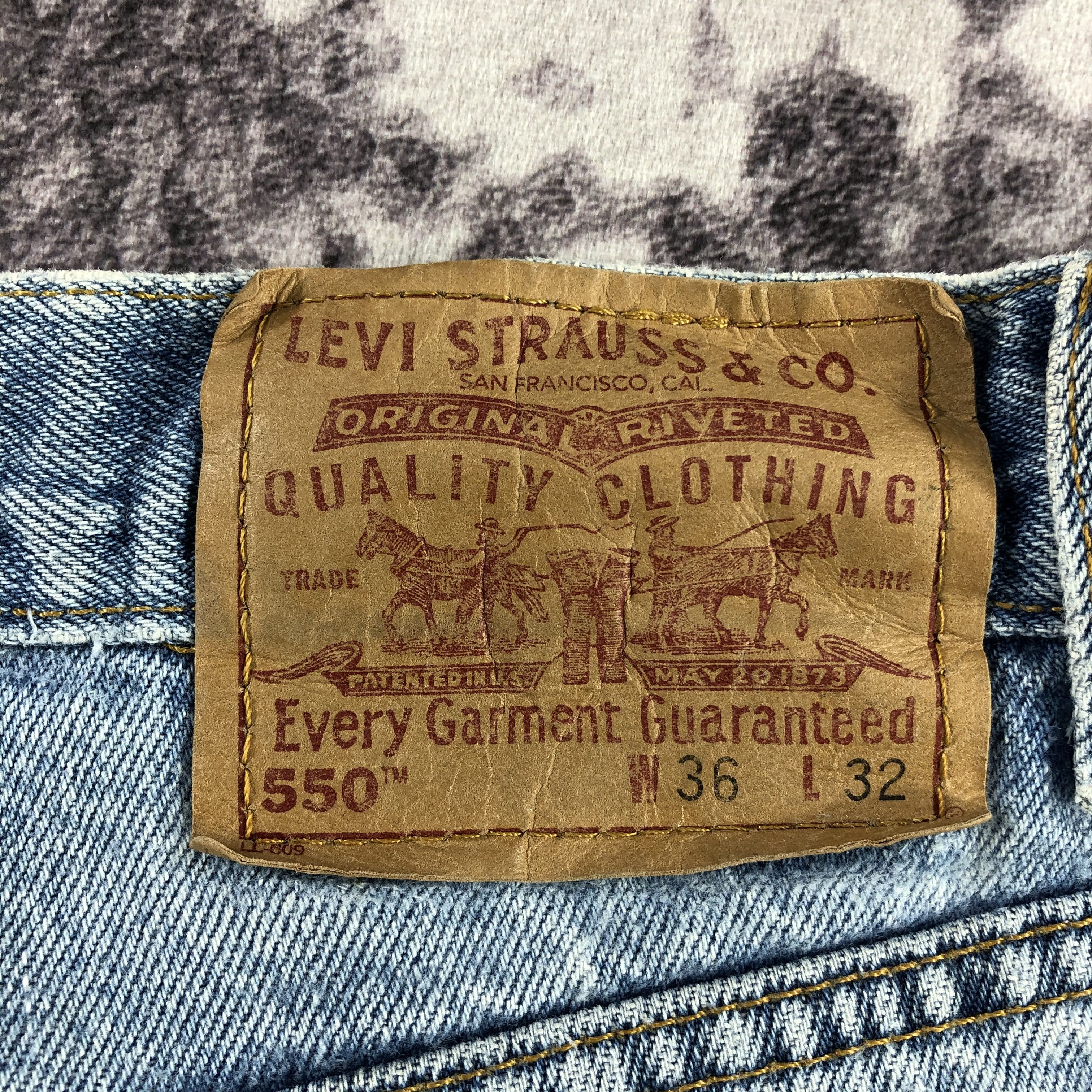 Levi's × Vintage Vintage Light Wash Levis 550 Jeans-JM3002 Size US 35 - 7 Thumbnail