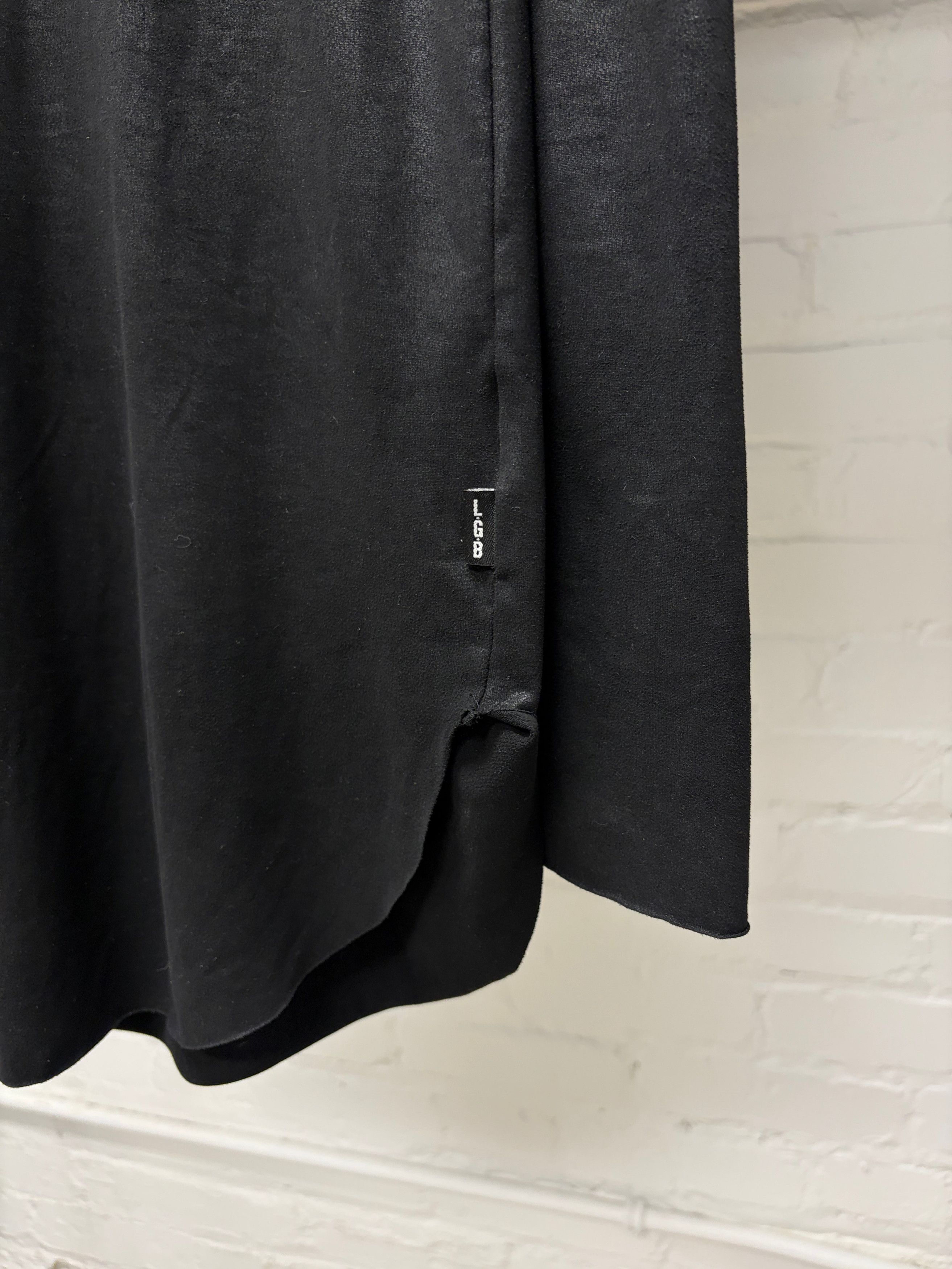 Le Grande Bleu (L.G.B.) Waxed Black V-Neck Long Sleeve Shirt Size US S / EU 44-46 / 1 - 2 Thumbnail