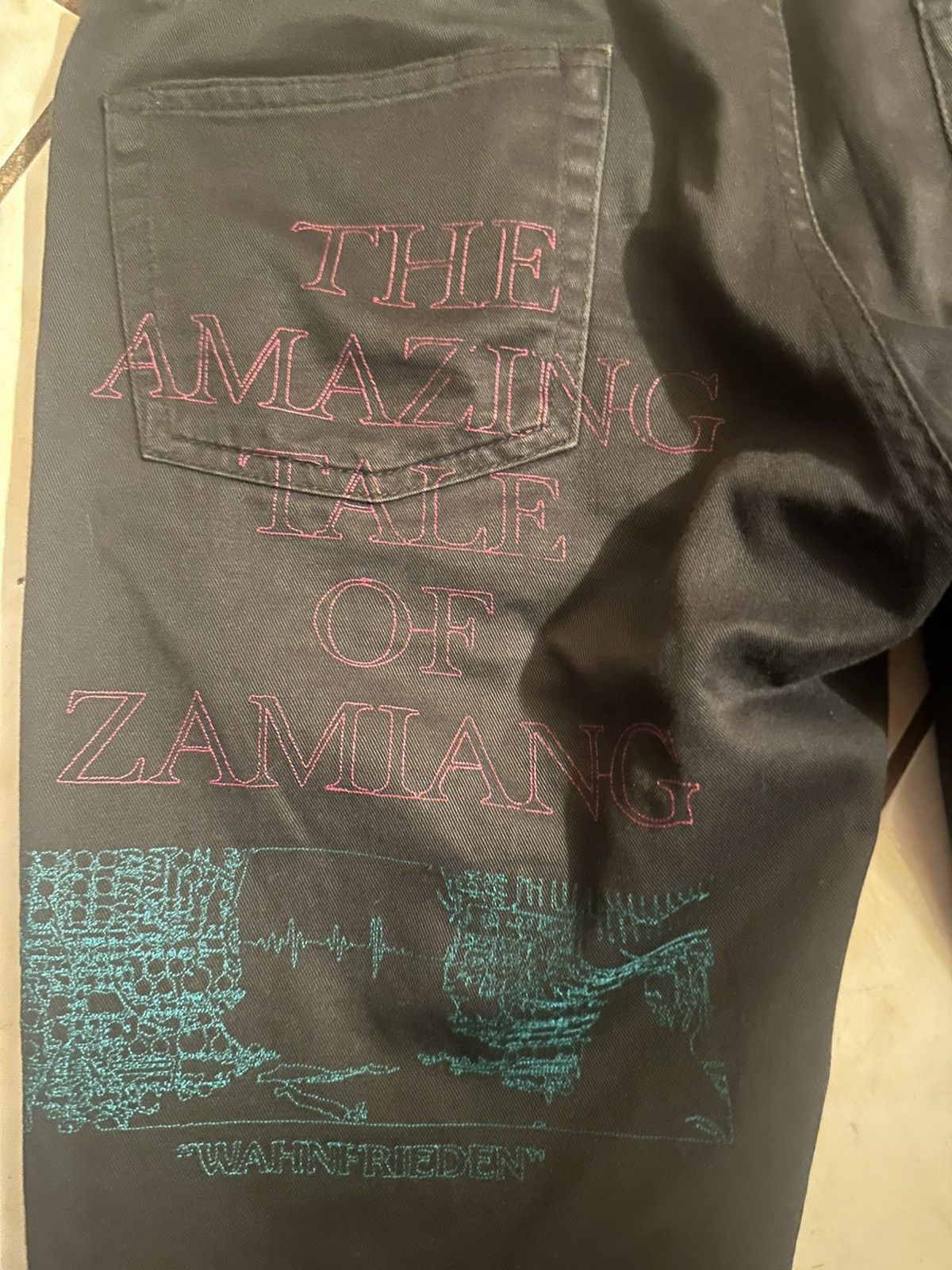 Undercover Undercover SS06 The Amazing Tale Of Zamiang Pants Size US 32 / EU 48 - 1 Thumbnail