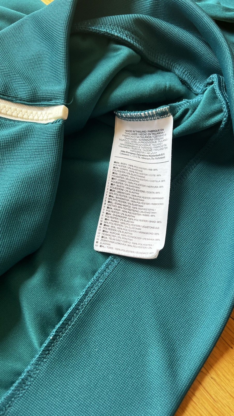 Nike Nike Jacket Windbreaker sportswear vintage look Size small Size US S / EU 44-46 / 1 - 7 Thumbnail