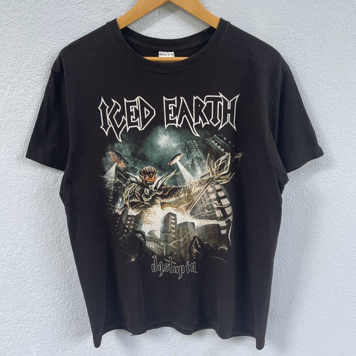 image of Band Tees x Rock Tees Vintage Y2K Iced Earth Tour 2011 Tshirt in Black, Men's (Size Large)