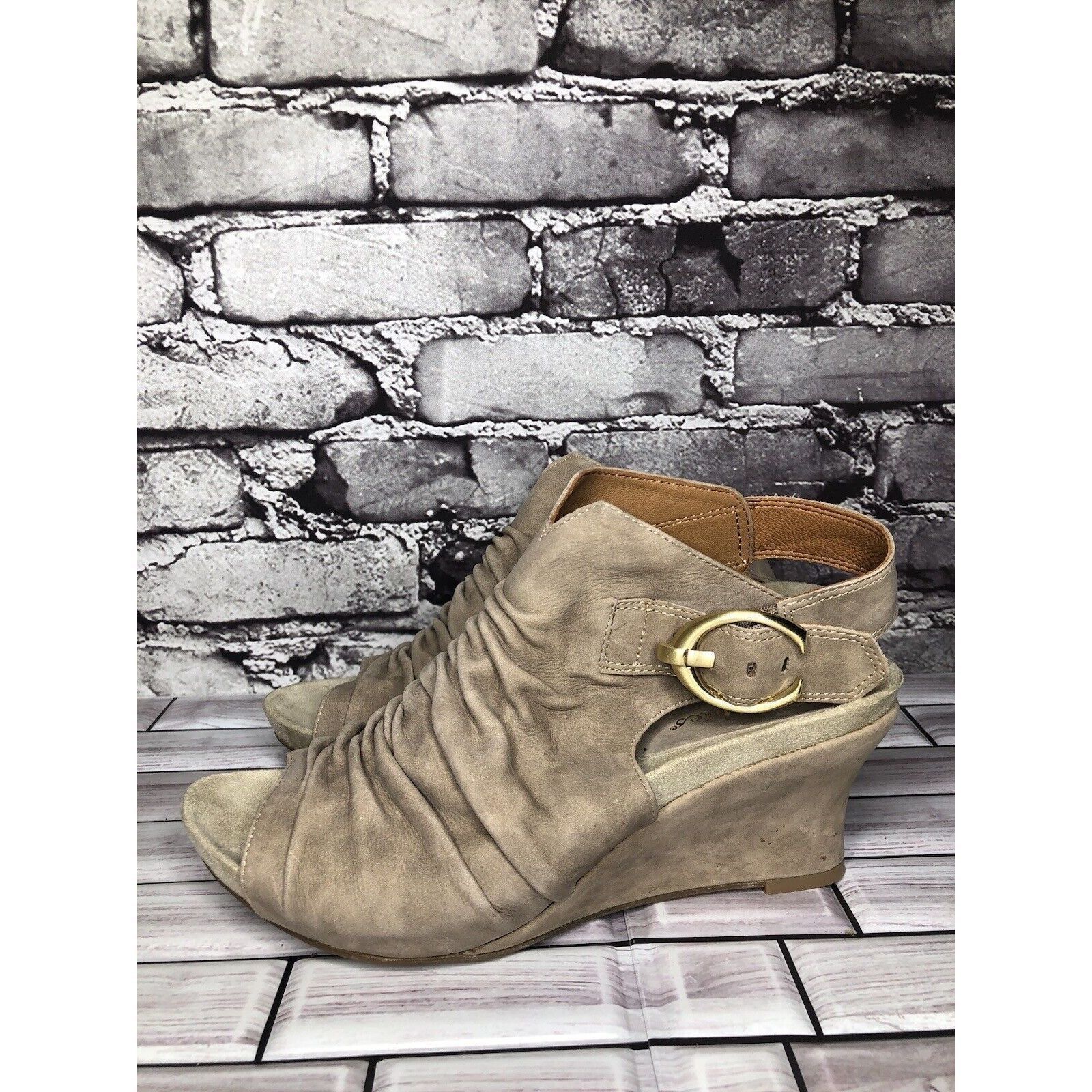 Other Earthies Santo Taupe Suede Leather Ankle Wedge Booties Women Size US 10 / IT 40 - 13 Thumbnail