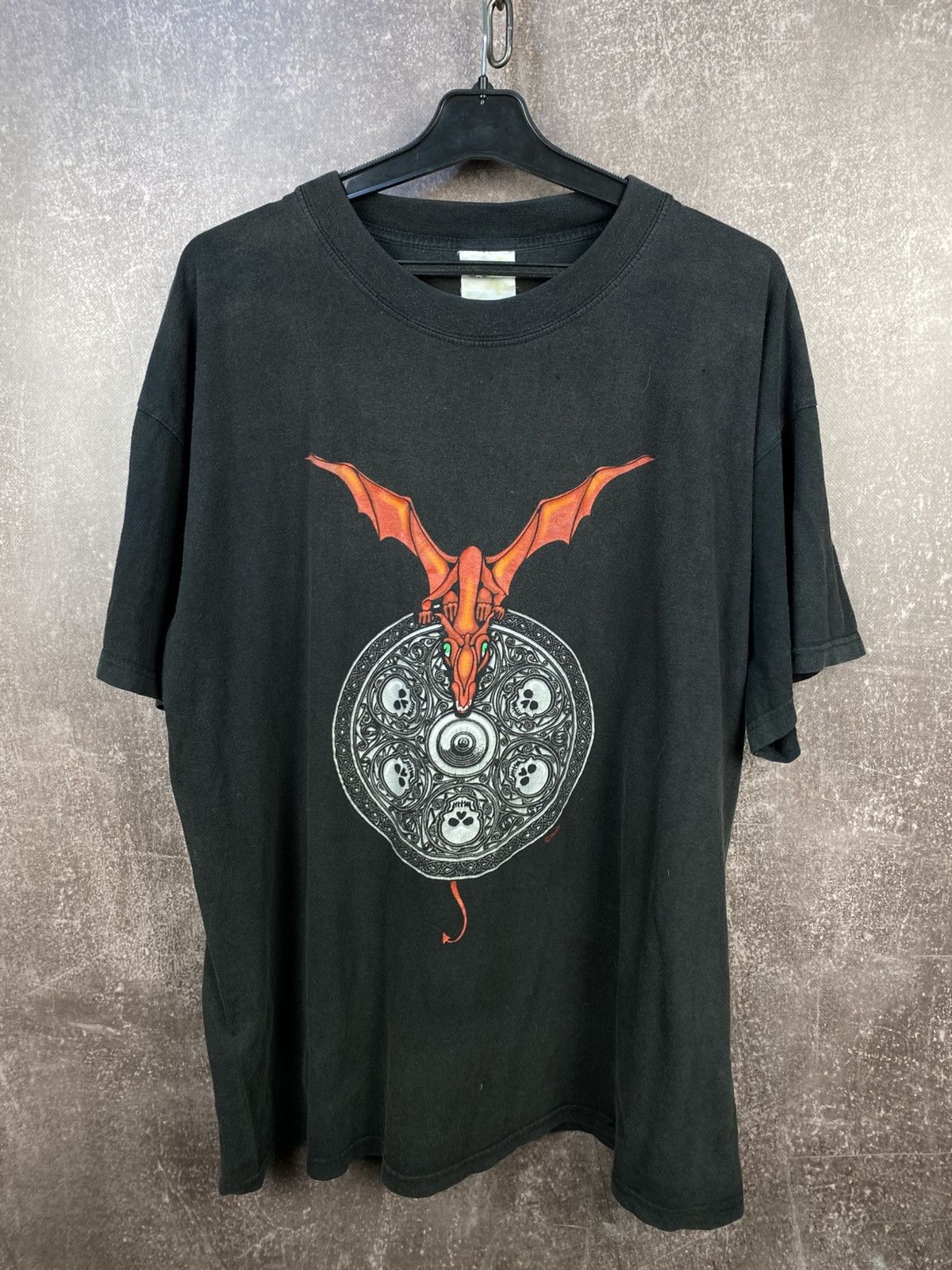 Vintage T-shirt Dragon hewlin uk Vintage black 90s Size US XL / EU 56 / 4 - 1 Thumbnail