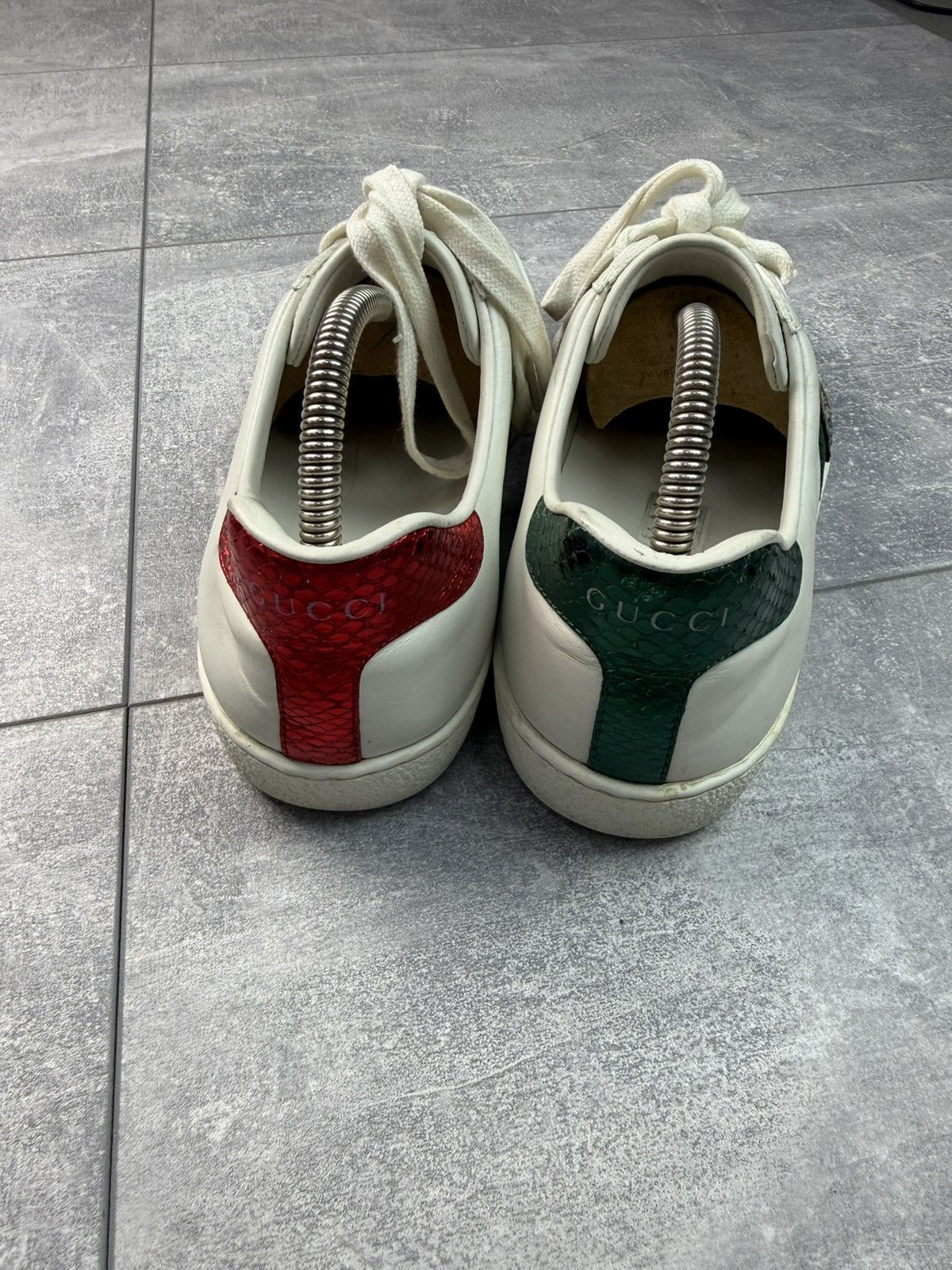 Gucci Gucci Ace Tiger Leather Sneakers White Size US 7 / EU 40 - 5 Thumbnail