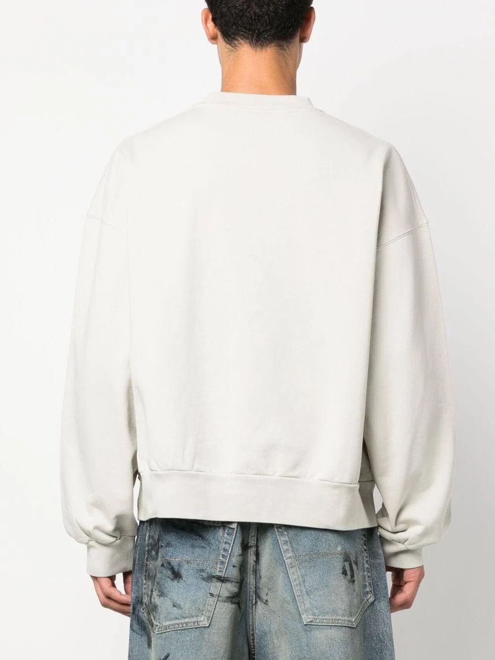 Balenciaga o1la1rc1a0824 Regular Crewneck Sweater in White Size US S / EU 44-46 / 1 - 4 Thumbnail