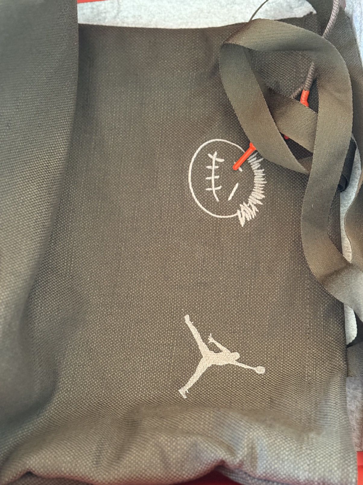 Jordan Brand × Nike × Travis Scott Jumpman Jack TR (mocha) size 13 Size US 13 / EU 46 - 15 Thumbnail
