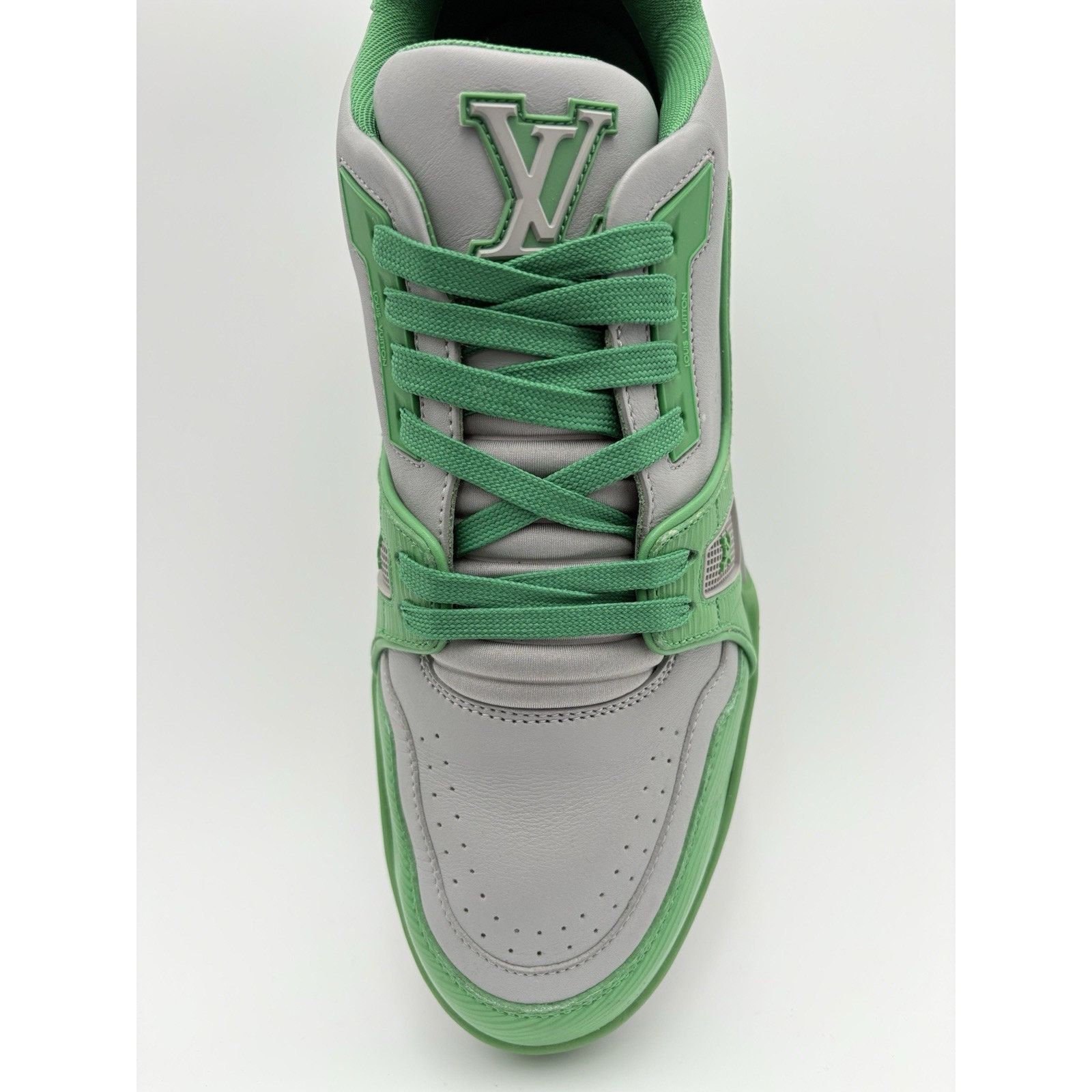 Louis Vuitton (9.5-10 US) Louis Vuitton LV Trainer ' Green Grey ' | CLEAN! Size US 10 / EU 43 - 11 Thumbnail