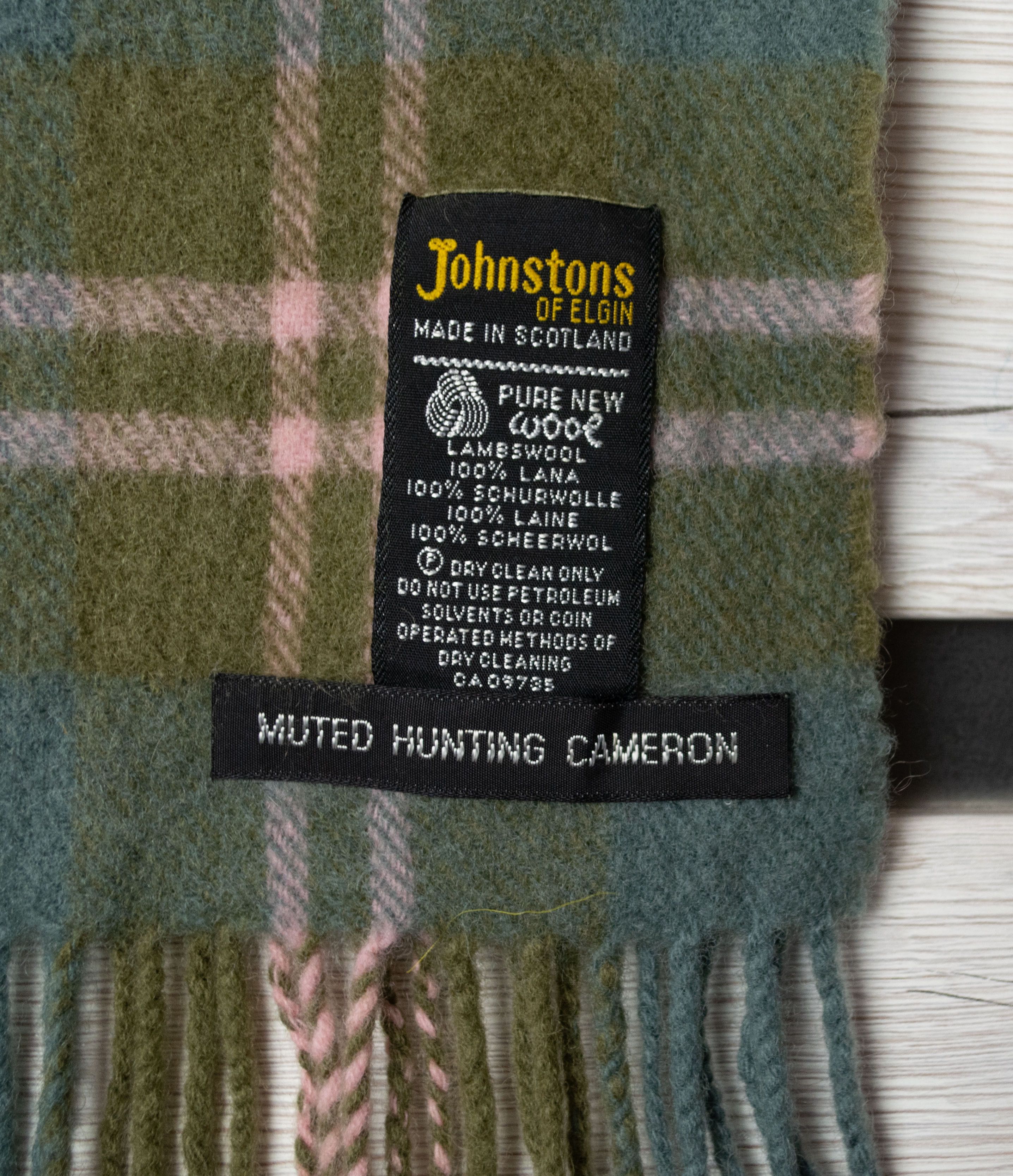 Johnstons Of Elgin Johnstone od Elgin pure new wool tartan scarf Size ONE SIZE - 2 Thumbnail