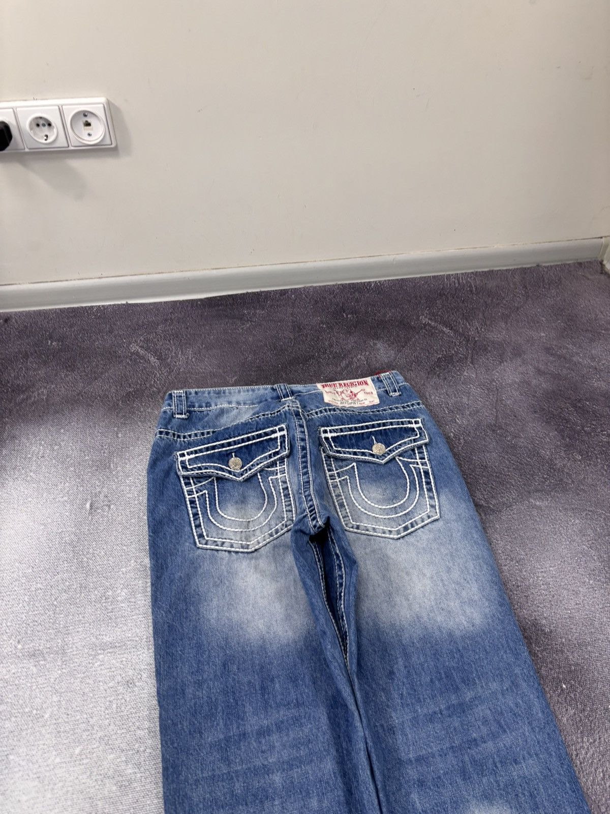 True Religion True Religion NWT Joey Super T Men’s Washed Blue Denim Jeans Size US 36 / EU 52 - 18 Thumbnail