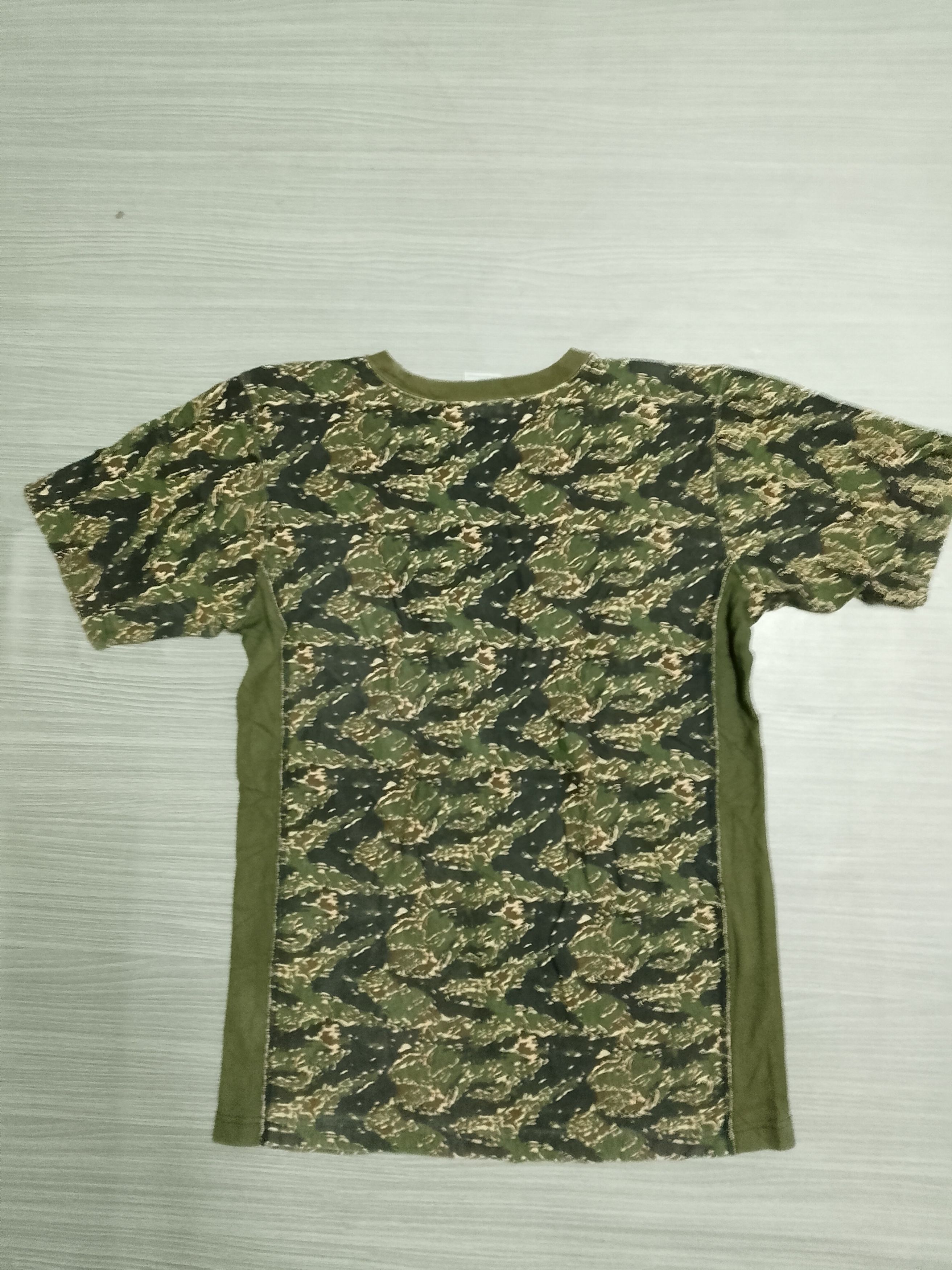 Champion Champion x Ellsworth tiger stripe tee Size US L / EU 52-54 / 3 - 4 Thumbnail