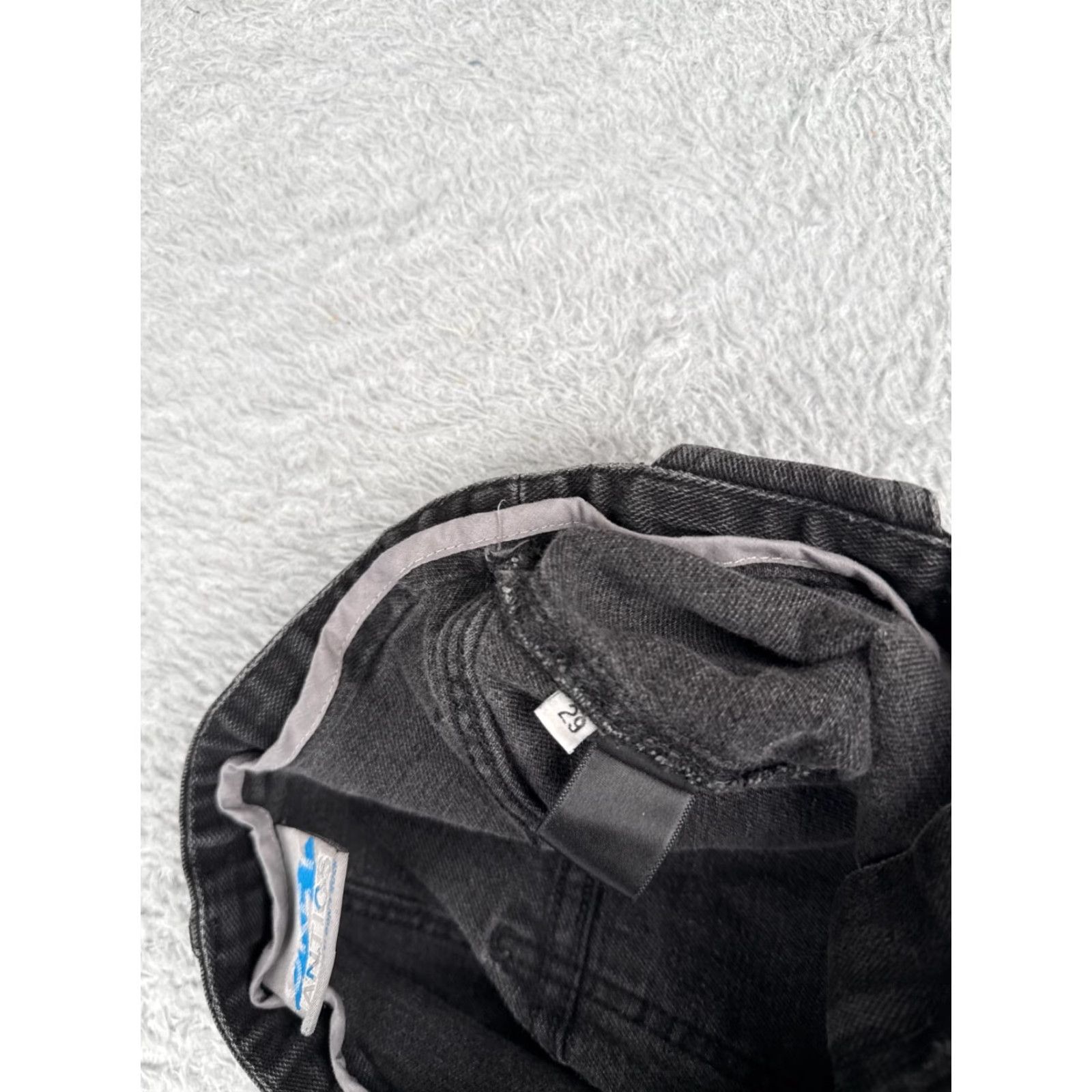 Denime VINTAGE Gray Antics Jeans Womens 28 Gray Antics Jeans Women Wide-Leg 90s 28x27 Denim Cotton Blend Slim Relaxed 5-Pocket Womens Size 28" / US 6 / IT 42 - 7 Thumbnail