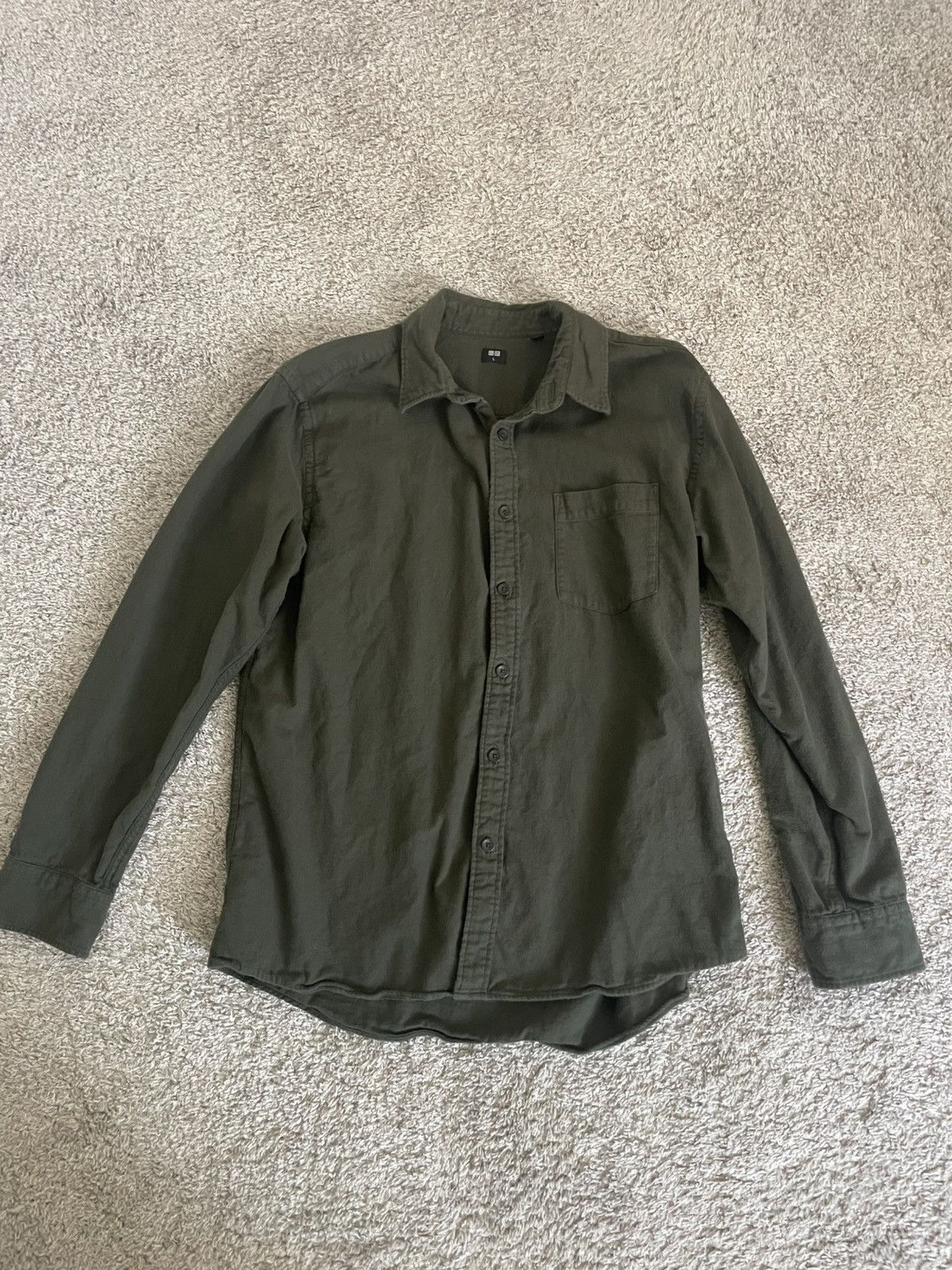 Uniqlo Olive Cotton Button Down Large Size US L / EU 52-54 / 3 - 1 Thumbnail