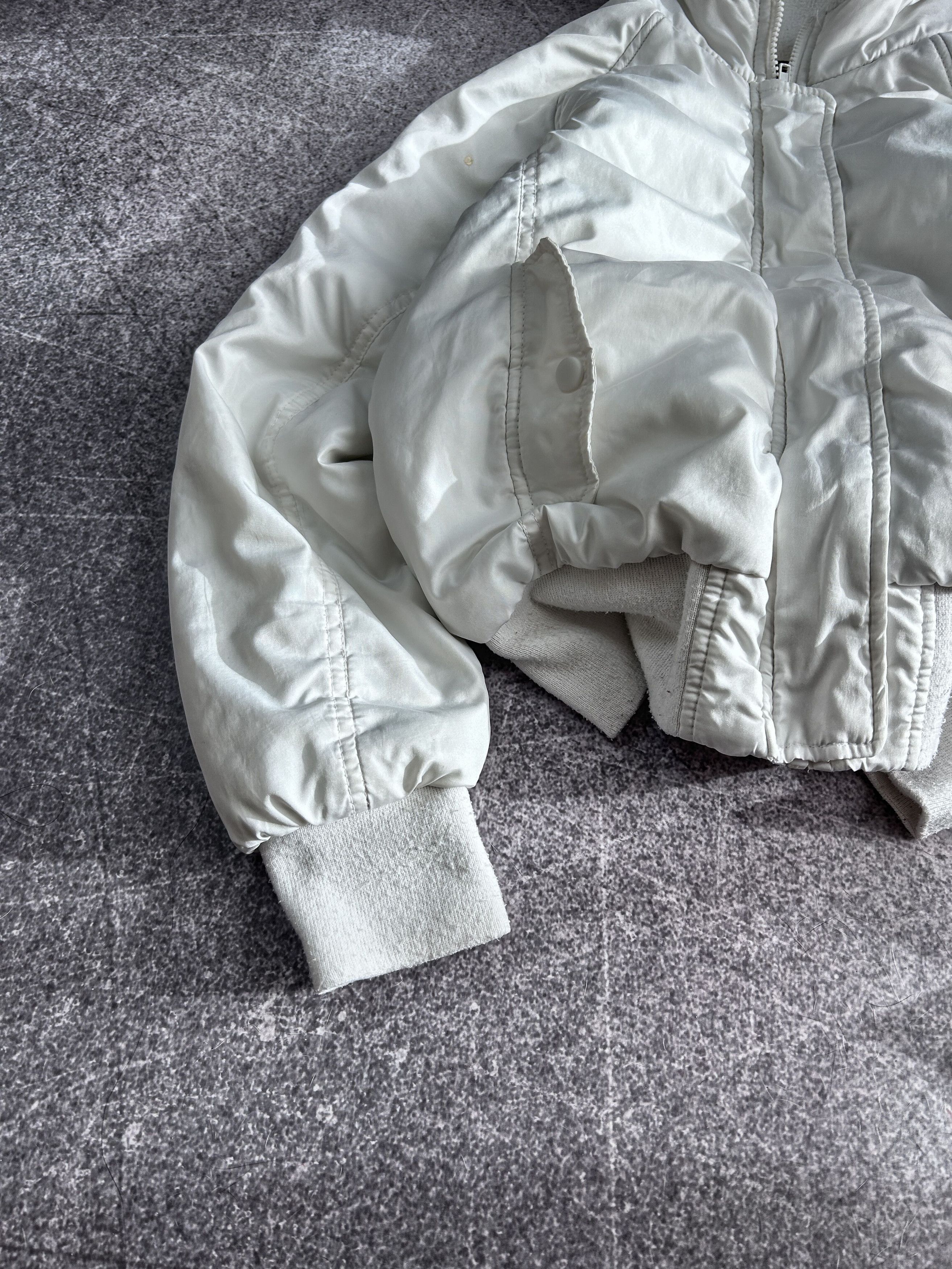 Vintage White Faux Fur Hood Puffer Jacket Cropped Y2K Winter Coat Size US M / EU 48-50 / 2 - 2 Thumbnail