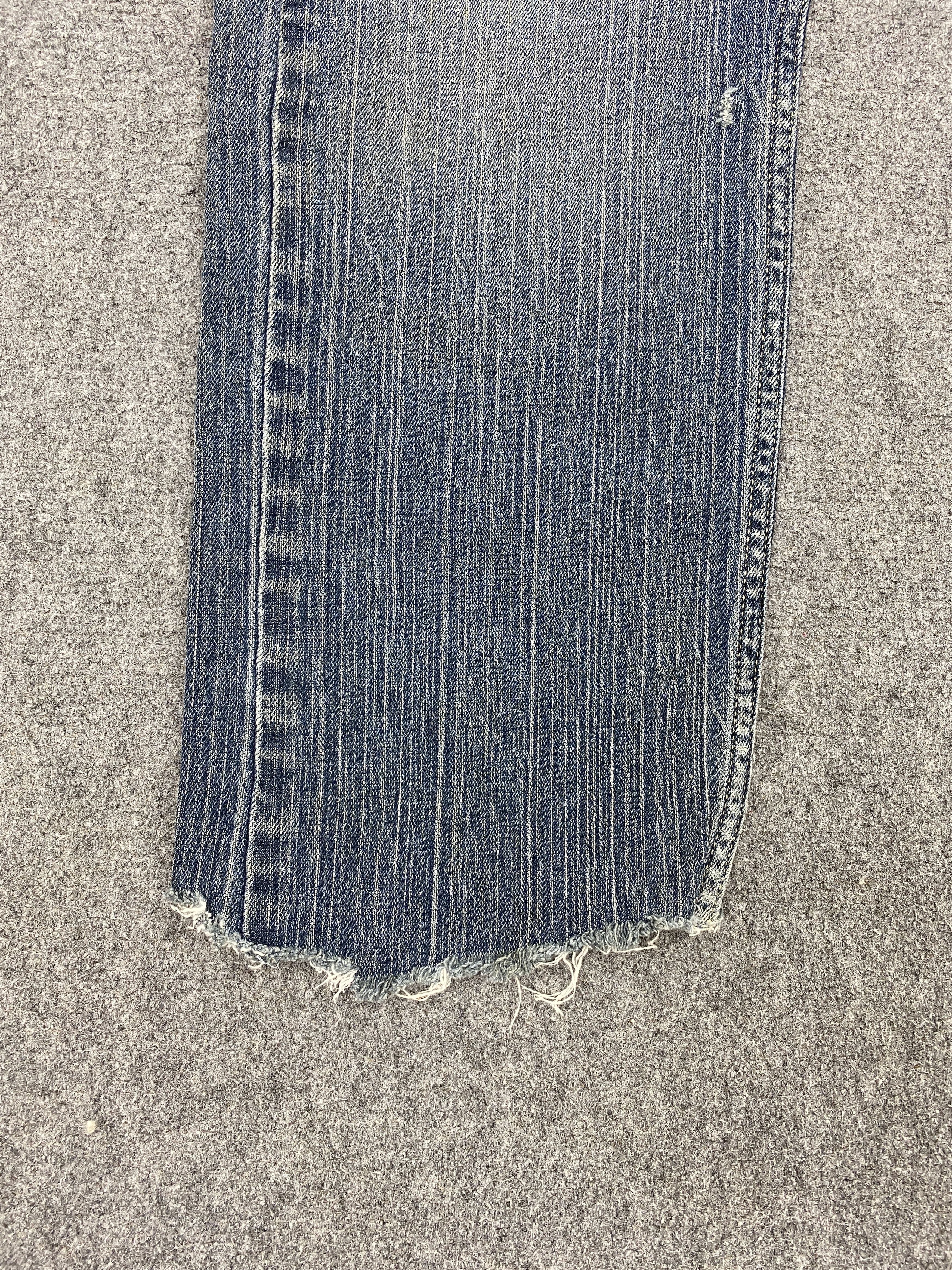 Levi's × Vintage Vintage Levi's Ripped Leg Rusty Denim Jeans Size US 34 / EU 50 - 10 Thumbnail