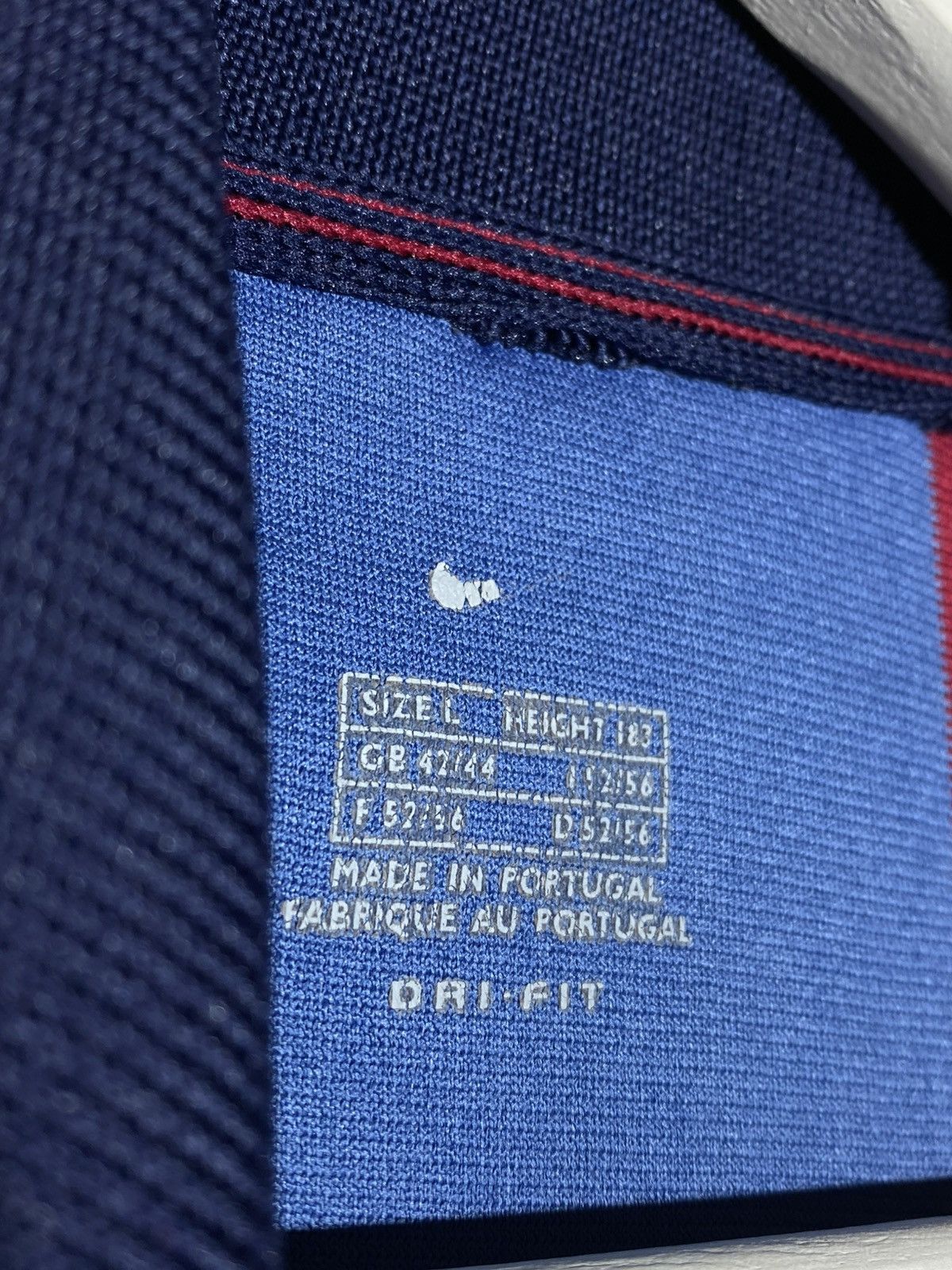 Nike Nike FC Barcelona 2001/02 Home Jersey Vintage Travis Vibes Size US L / EU 52-54 / 3 - 10 Thumbnail