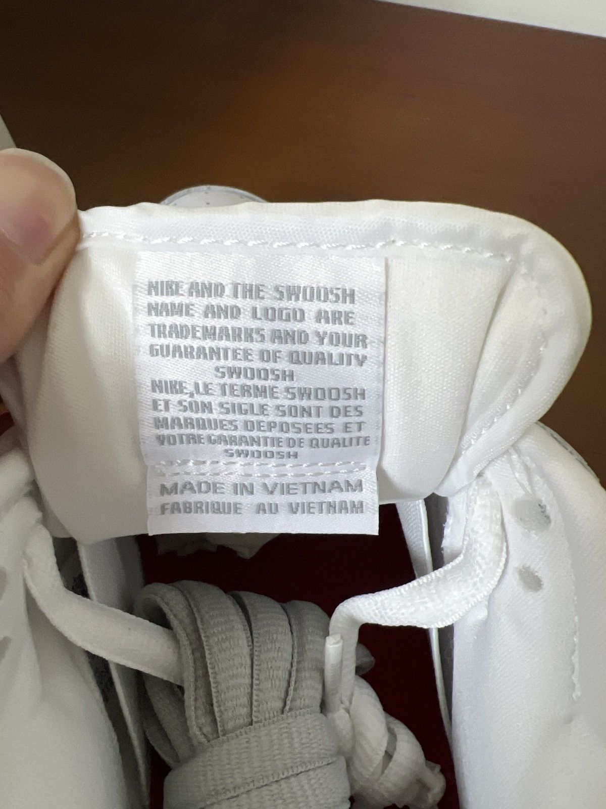 Nike Supreme nike SB dunk low 94 white metallic silver Size US 9 / EU 42 - 16 Thumbnail