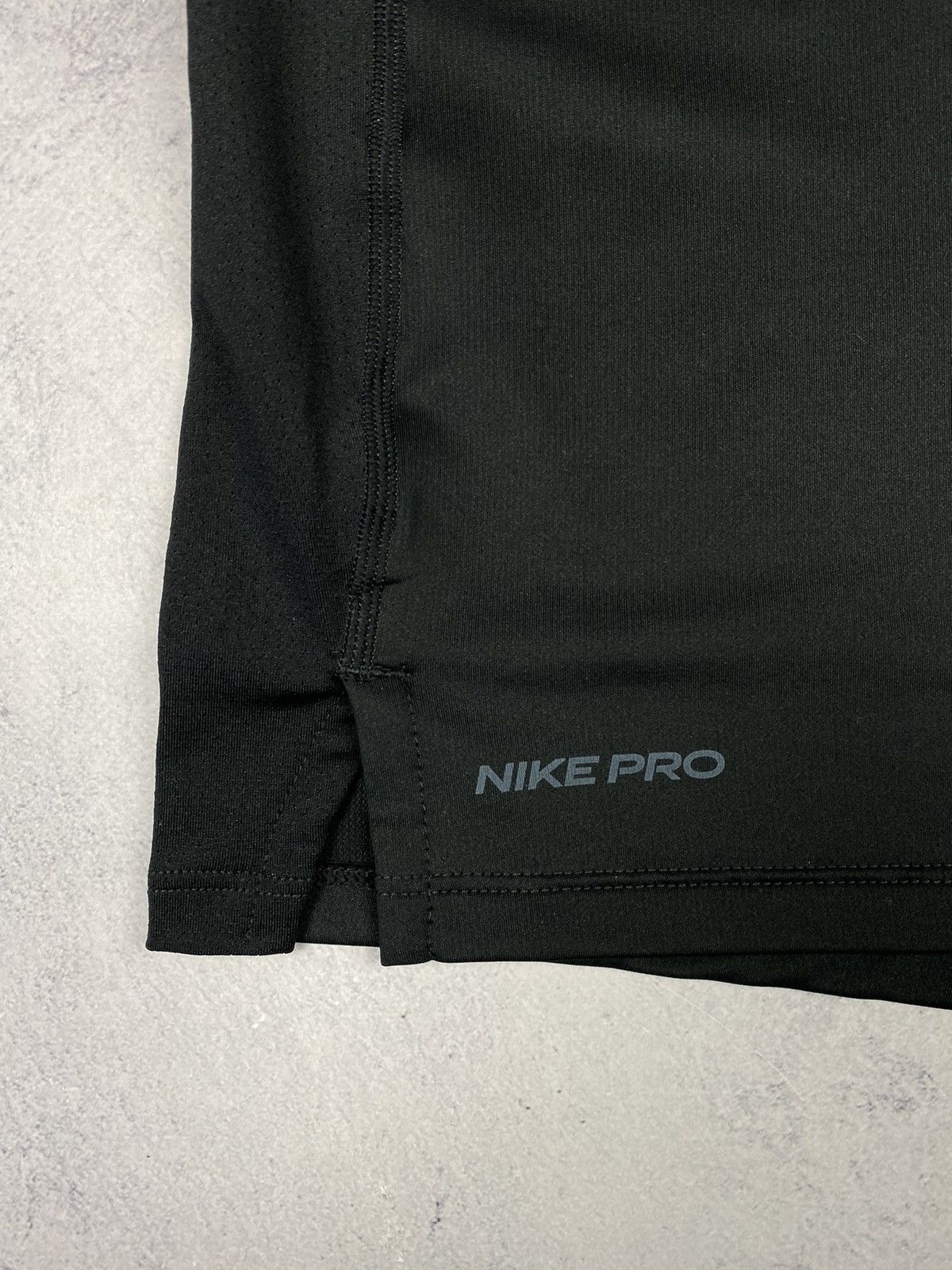 Nike Nike Pro Dri Fit Compression Training Tee Jersey Size US L / EU 52-54 / 3 - 6 Thumbnail