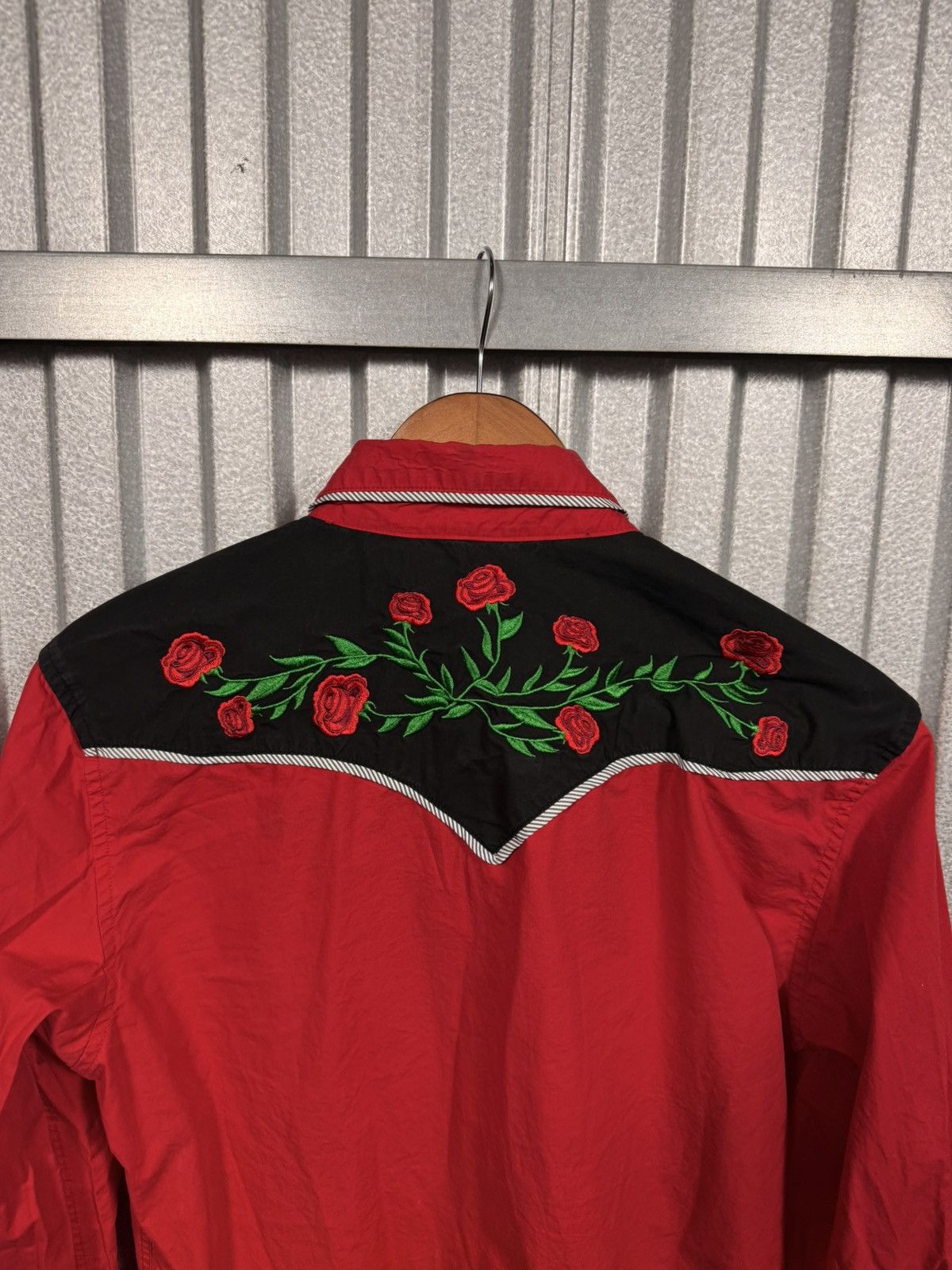 Other Coof Andy New Age Rose Embroidered Button Up Western Shirt Size US S / EU 44-46 / 1 - 8 Thumbnail