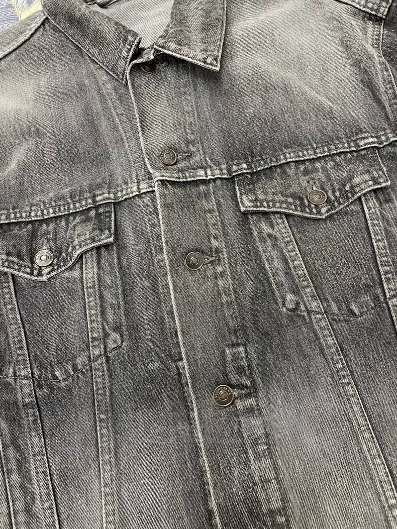 Balenciaga Balenciaga Hubei relief-lettered denim jacket, size 36 Size XS / US 0-2 / IT 36-38 - 2 Thumbnail