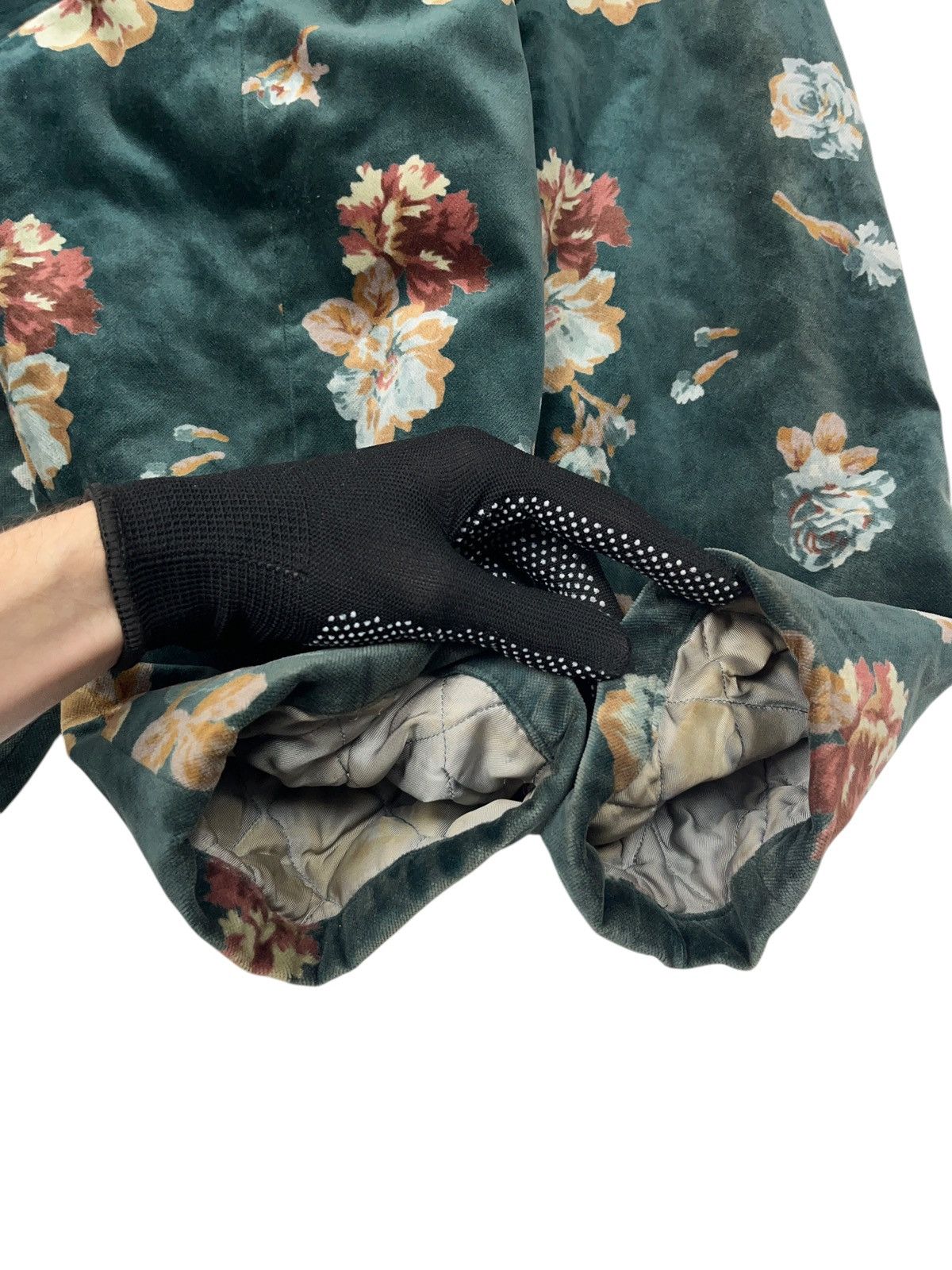 Kenzo × Vintage Vintage Kenzo Jungle Floral Velvet Jacket Skirt Suit Size S / US 4 / IT 40 - 8 Thumbnail