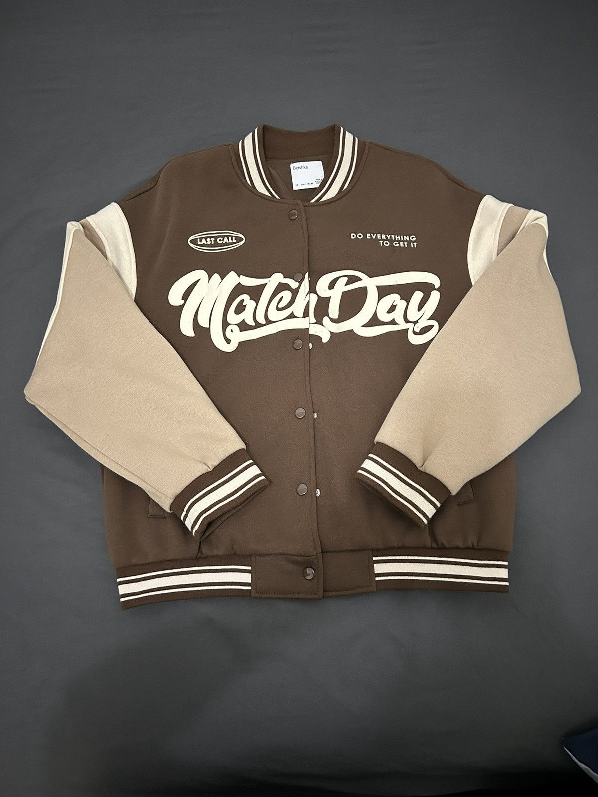 Vintage Vintage Varsity Jacket in Brown/Beige Size US M / EU 48-50 / 2 - 1 Thumbnail