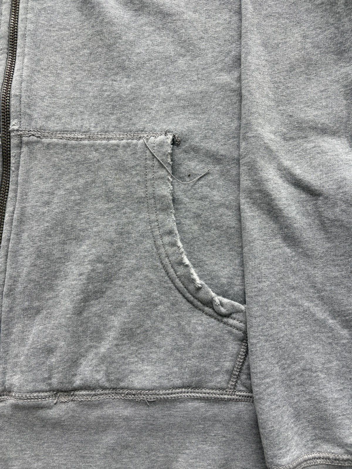 Vintage Vintage Y2K Old Navy New York Distressed Zip Up Hoodie Size US XL / EU 56 / 4 - 5 Thumbnail