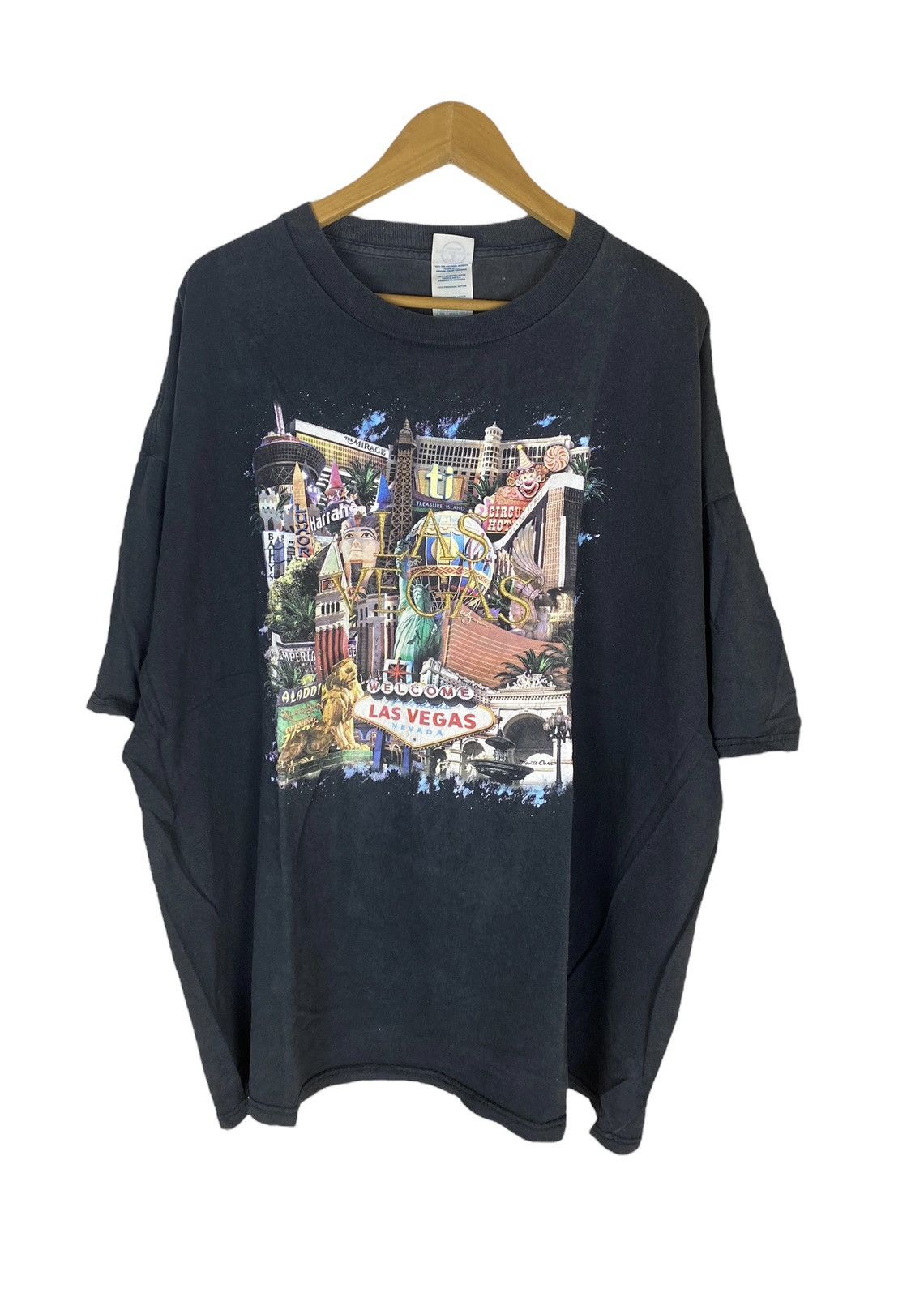 Vintage Welcome Las Vegas Big Print Shirt