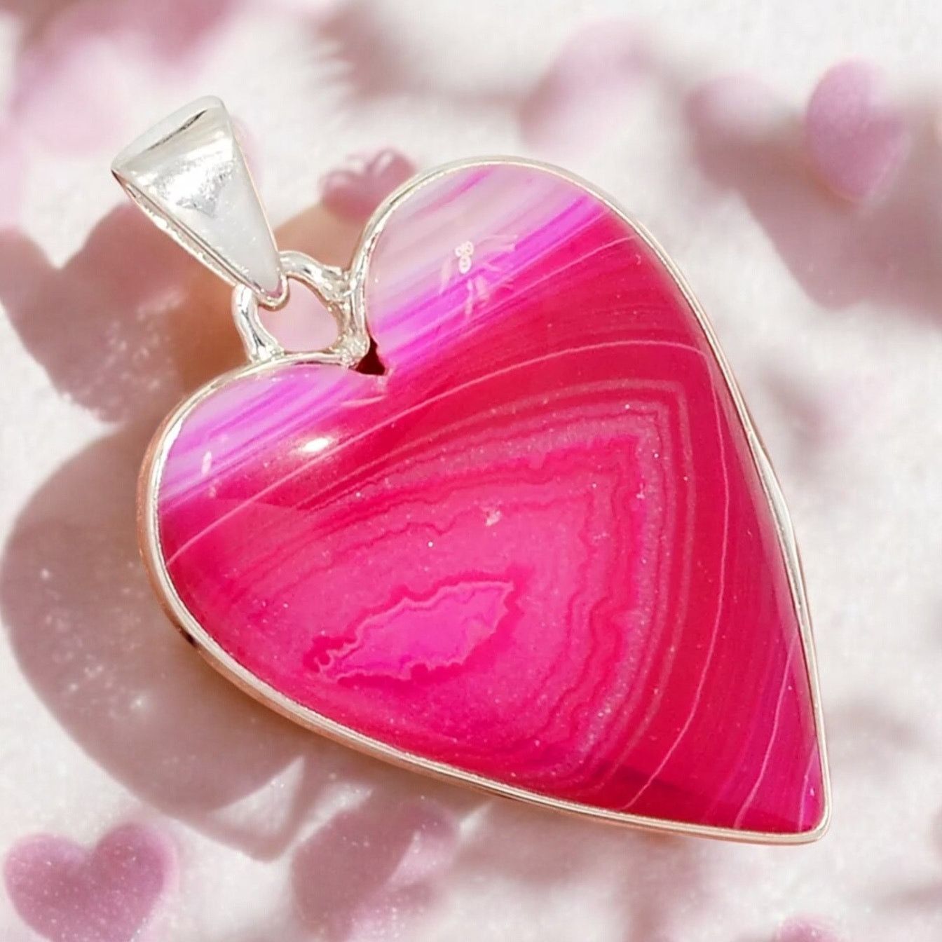 The Unbranded Brand Pink Agate Heart Pendant Sterling Silver Size ONE SIZE - 1 Thumbnail