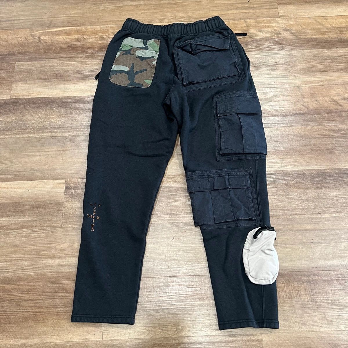 Nike × Travis Scott Travis Scott x Nike NRG AG Utility Sweatpants Black Size US 34 / EU 50 - 2 Thumbnail