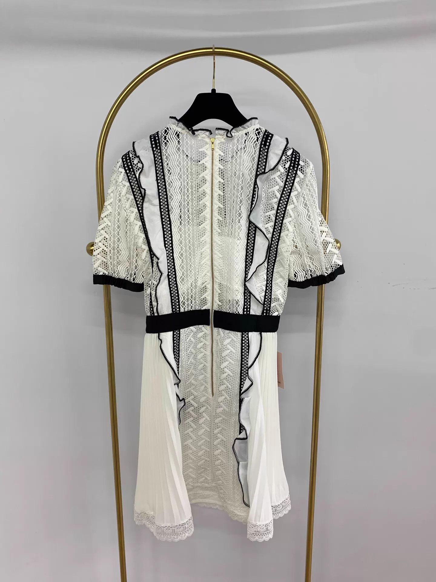 Other self-portrait black & white lace tulle dress UK12 Size M / US 6-8 / IT 42-44 - 3 Thumbnail