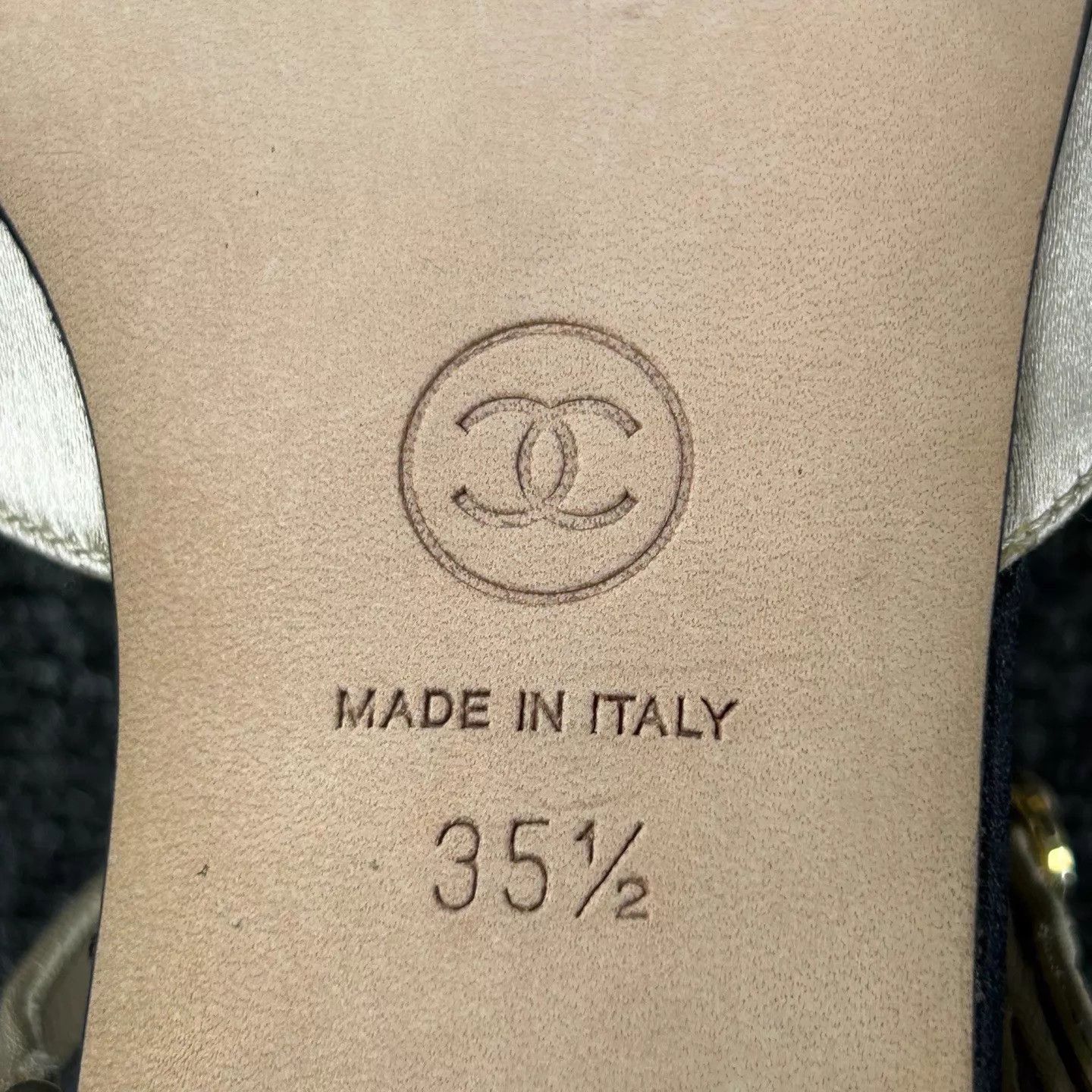 Chanel Chanel Beige Low-Heel Pumps 35.5 Size US 5 / IT 35 - 7 Thumbnail