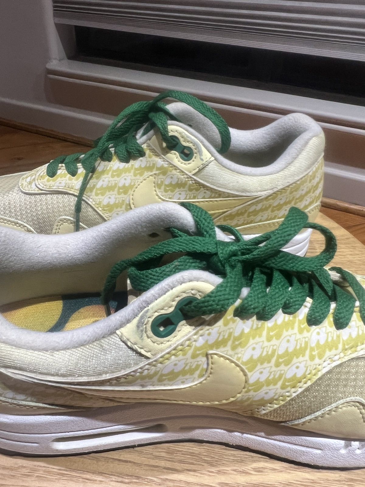 Nike Nike Air Max 1 Lemonade (2020) Size US 8 / EU 41 - 4 Thumbnail