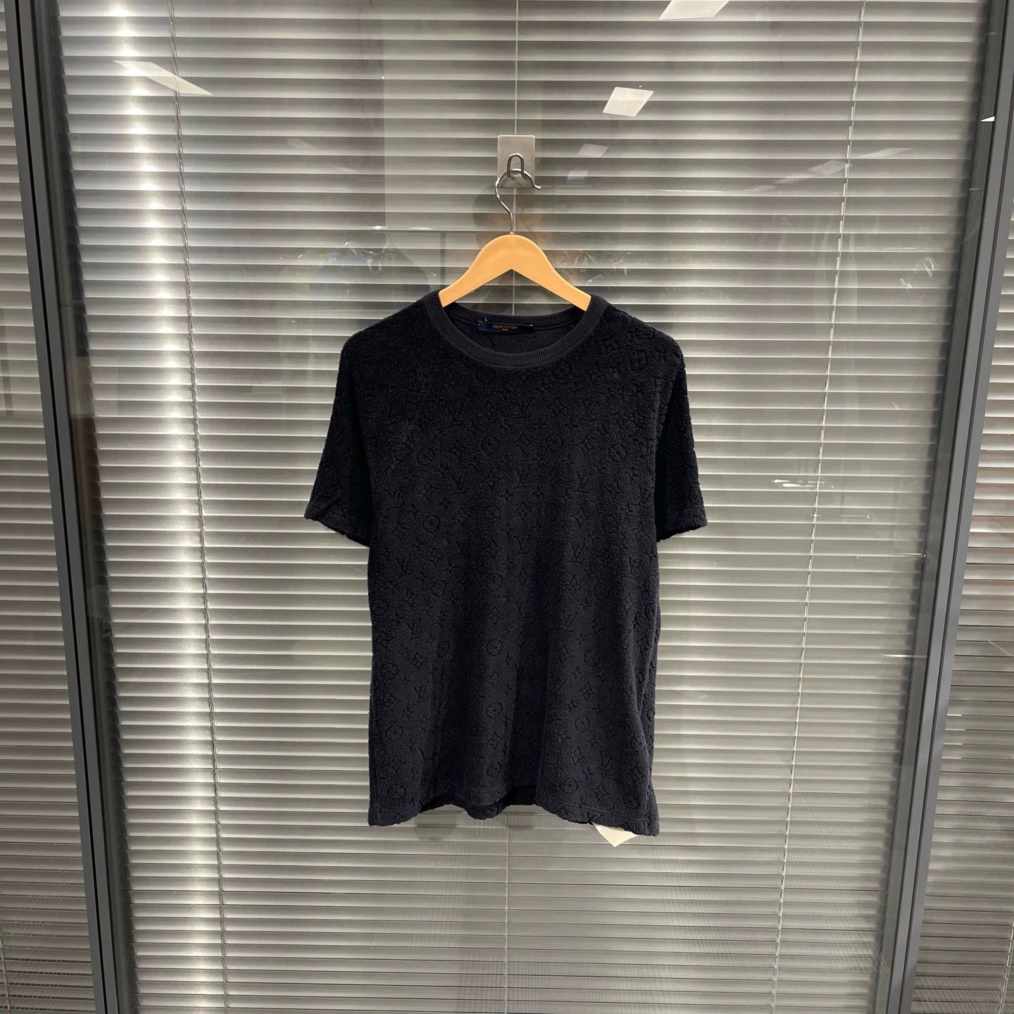 Louis Vuitton LV Towel Jacquard All-Over Print T-Shirt S 99 New Size US S / EU 44-46 / 1 - 1 Thumbnail