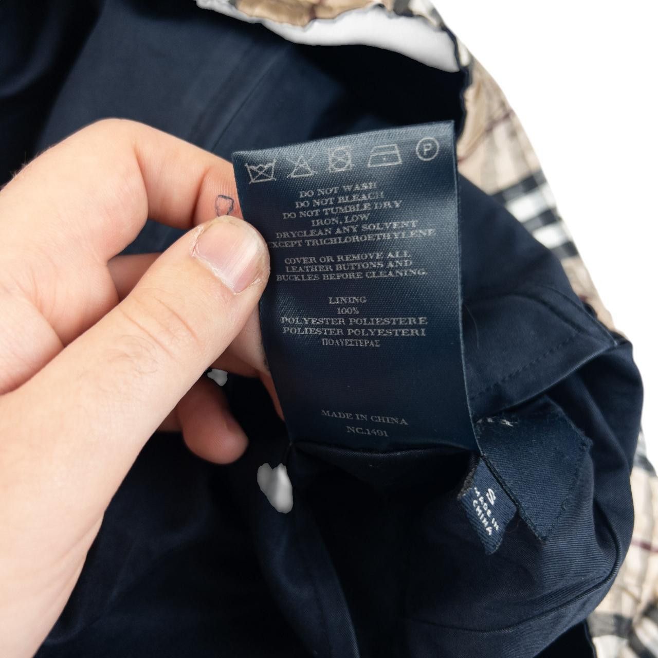 Burberry Vintage Burberry Reversible Nova Check Jacket Size M Size US M / EU 48-50 / 2 - 7 Thumbnail