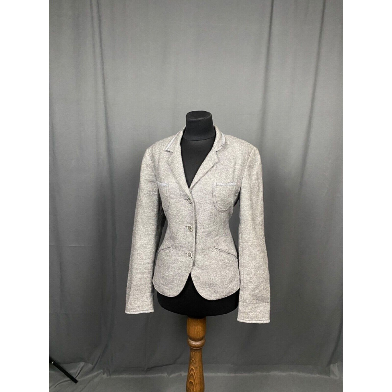 Brunello Cucinelli MINT! Brunello Cucinelli Women's Gray 3-Button Cashmere Blaz Size M / US 6-8 / IT 42-44 - 2 Thumbnail