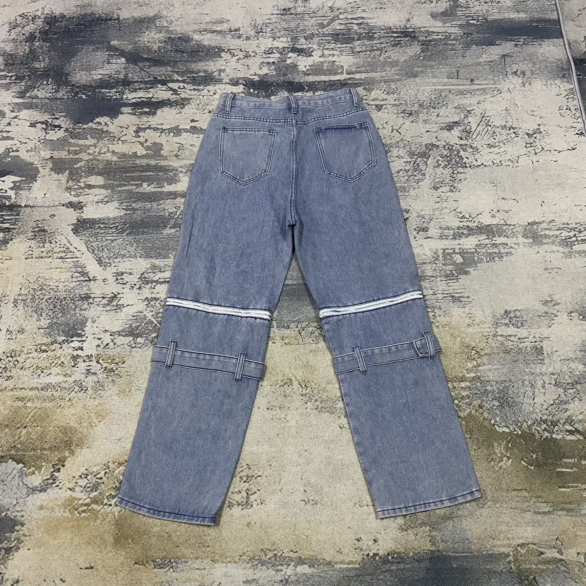 Japanese Brand × Jean × Vintage Vintage Japan Light Washed Oversize Baggy Bondage Denim Jean Size 29" - 2 Thumbnail