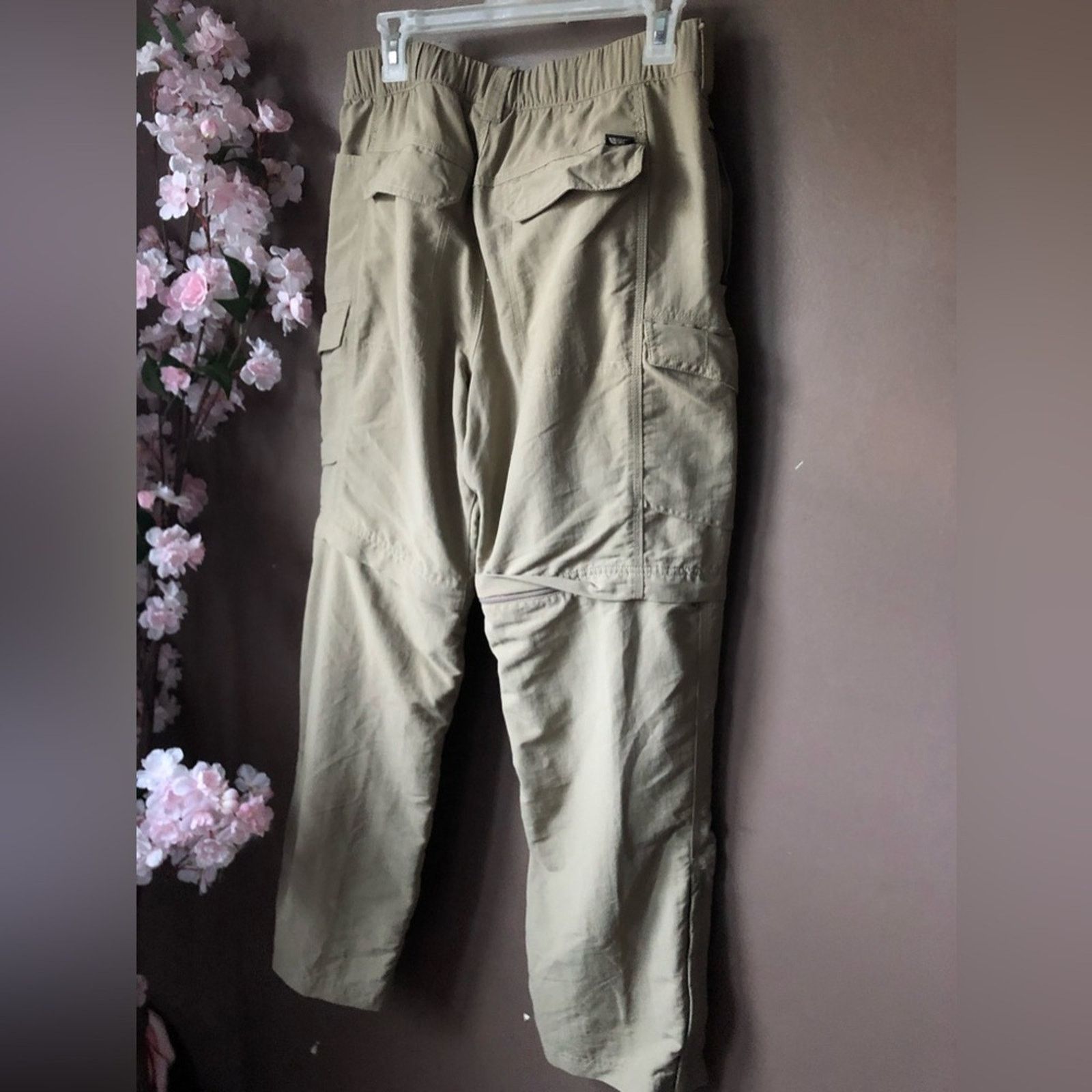 The North Face North face khaki paramount pro convertible pants/shorts Size US 30 / EU 46 - 4 Thumbnail