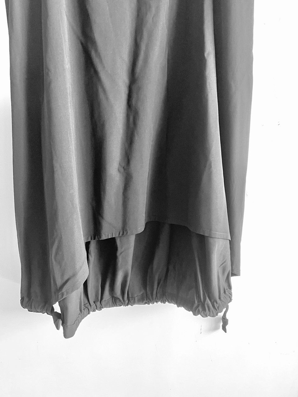 Yohji Yamamoto Y's Yohji Yamamoto W/Gabardine Asymmetry Balloons Wide Skirt Size 28" / US 6 / IT 42 - 4 Thumbnail