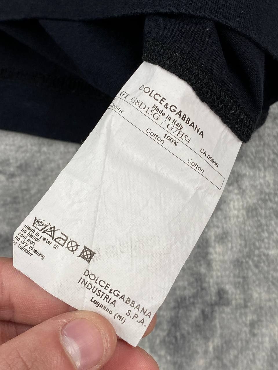 Dolce & Gabbana Dolce & Gabbana Weight Class DG Club V Neck T shirt Men Size US S / EU 44-46 / 1 - 4 Thumbnail