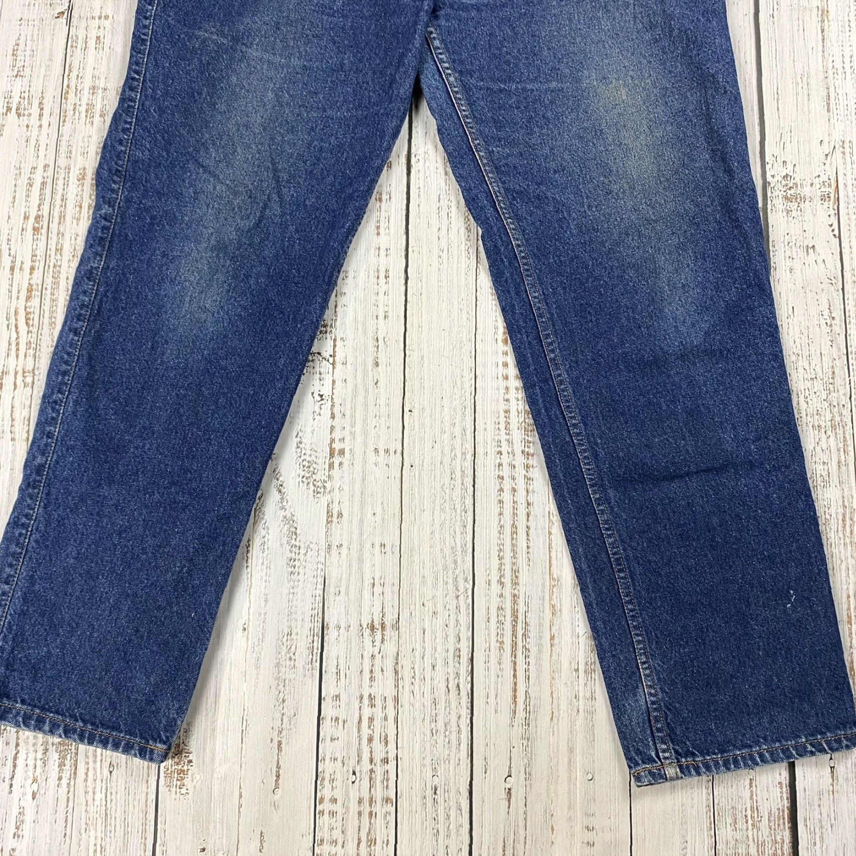 Vintage VINTAGE Levi Signature 545 Jeans Denim Blue Dark Wash 1995 Brown Tab Adult 40x32 Mens Blue jeans 90s Brown Tab Size US 40 / EU 56 - 4 Thumbnail