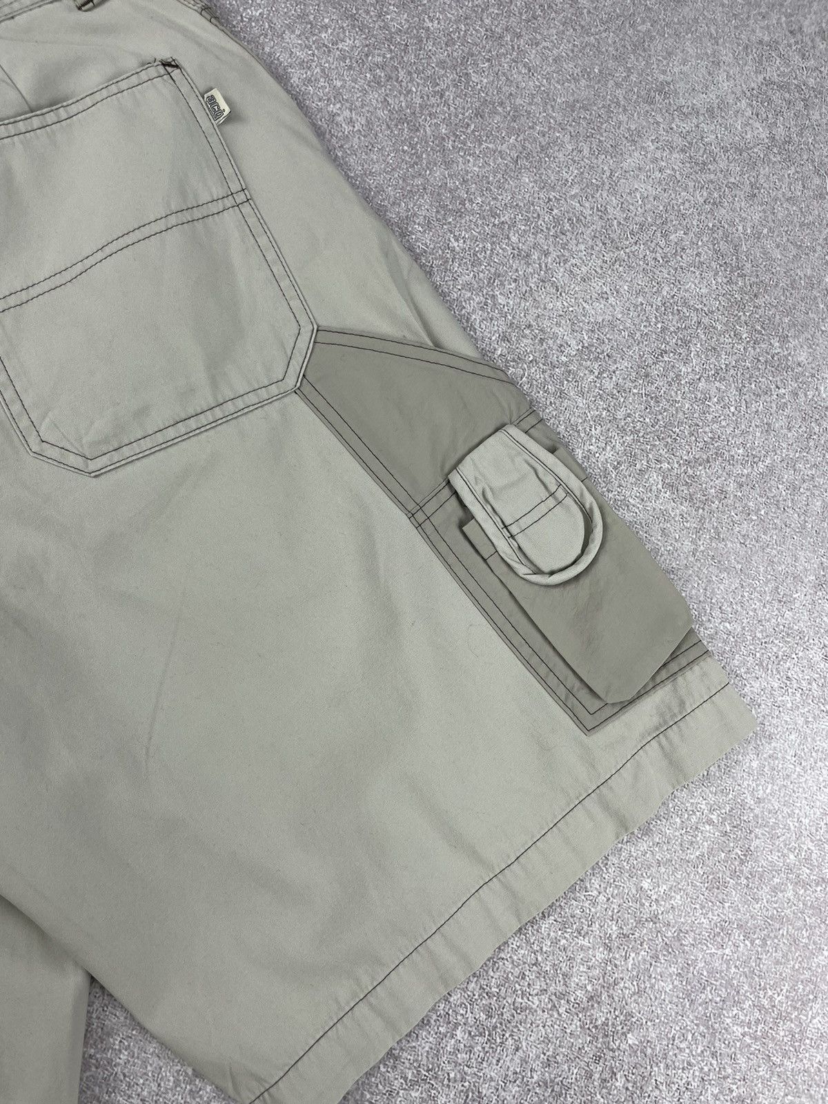 Nike × Nike ACG × Vintage Vintage Nike Acg Multi-Pocket Cargo Shorts Size 30 Size US 30 / EU 46 - 8 Thumbnail