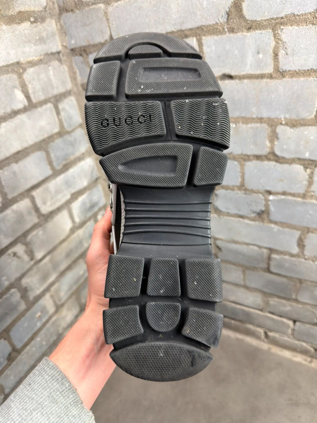 Gucci Gucci Silver Flashtreck sneakers size 43 with box Size US 10 / EU 43 - 12 Thumbnail